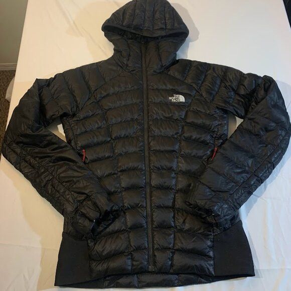 image of The North Face Quince Jacket Black Women's Small