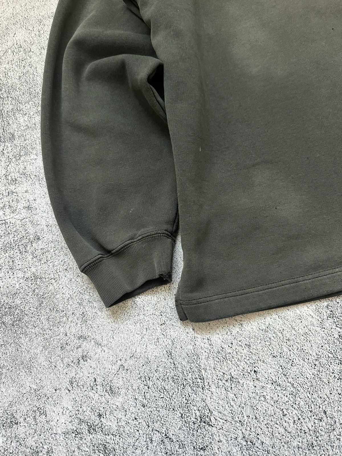 Nike Vintage Nike Sweatshirt Distresed 1/4 Zip Gray Size US M / EU 48-50 / 2 - 7 Thumbnail