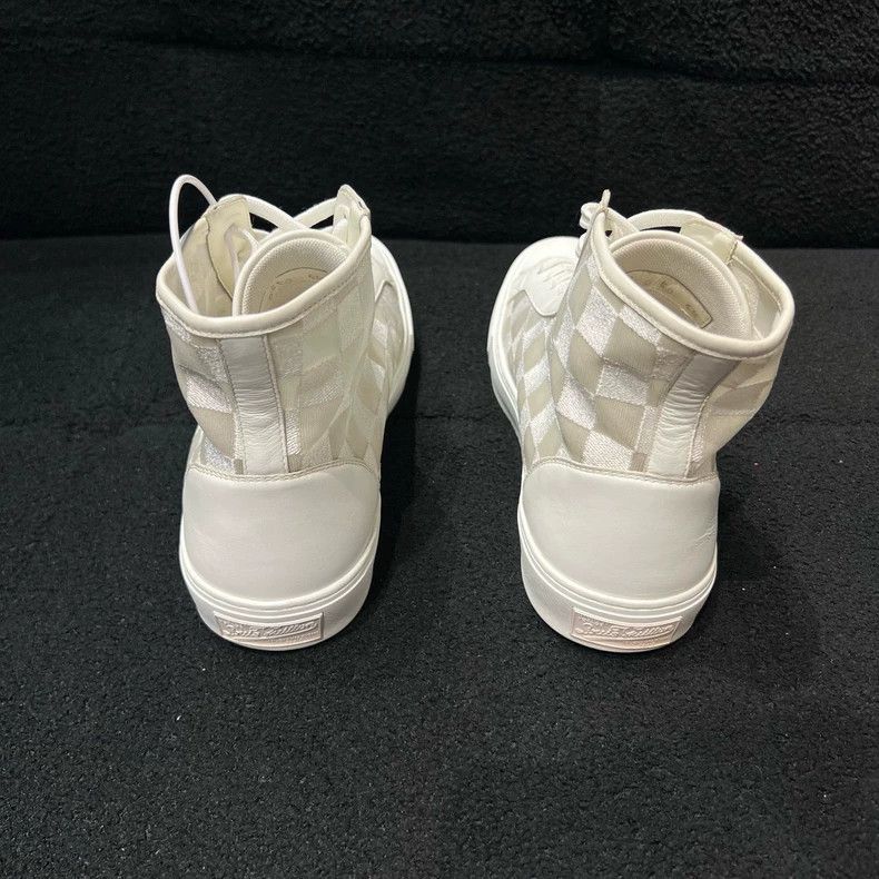 Louis Vuitton Louis Vuitton White checkerboard high-top shoes Size US 7.5 / EU 40-41 - 4 Thumbnail