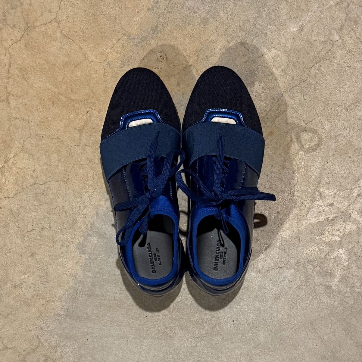 Balenciaga Balenciaga Race Runner Patent Leather Mesh Sneakers EU 37 Size US 7 / IT 37 - 14 Thumbnail