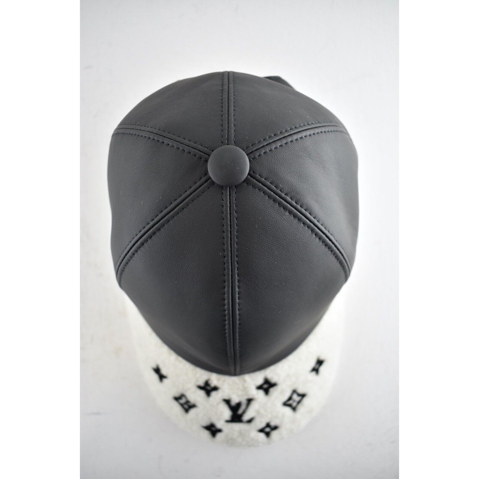 Louis Vuitton Louis Vuitton Leather Shearling Fur Visor Baseball Cap Hat M Size ONE SIZE - 10 Thumbnail