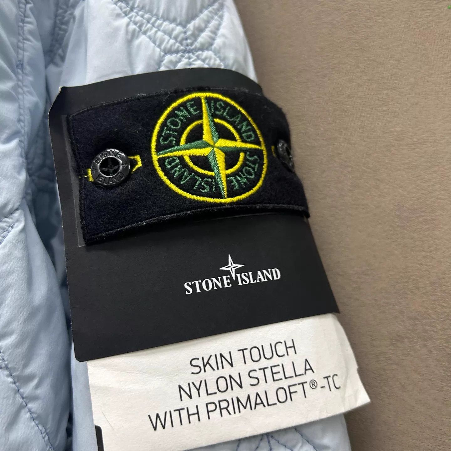 Stone Island STONE ISLAND solid quilted logo patch hooded jacket M 99 new Size US M / EU 48-50 / 2 - 3 Thumbnail
