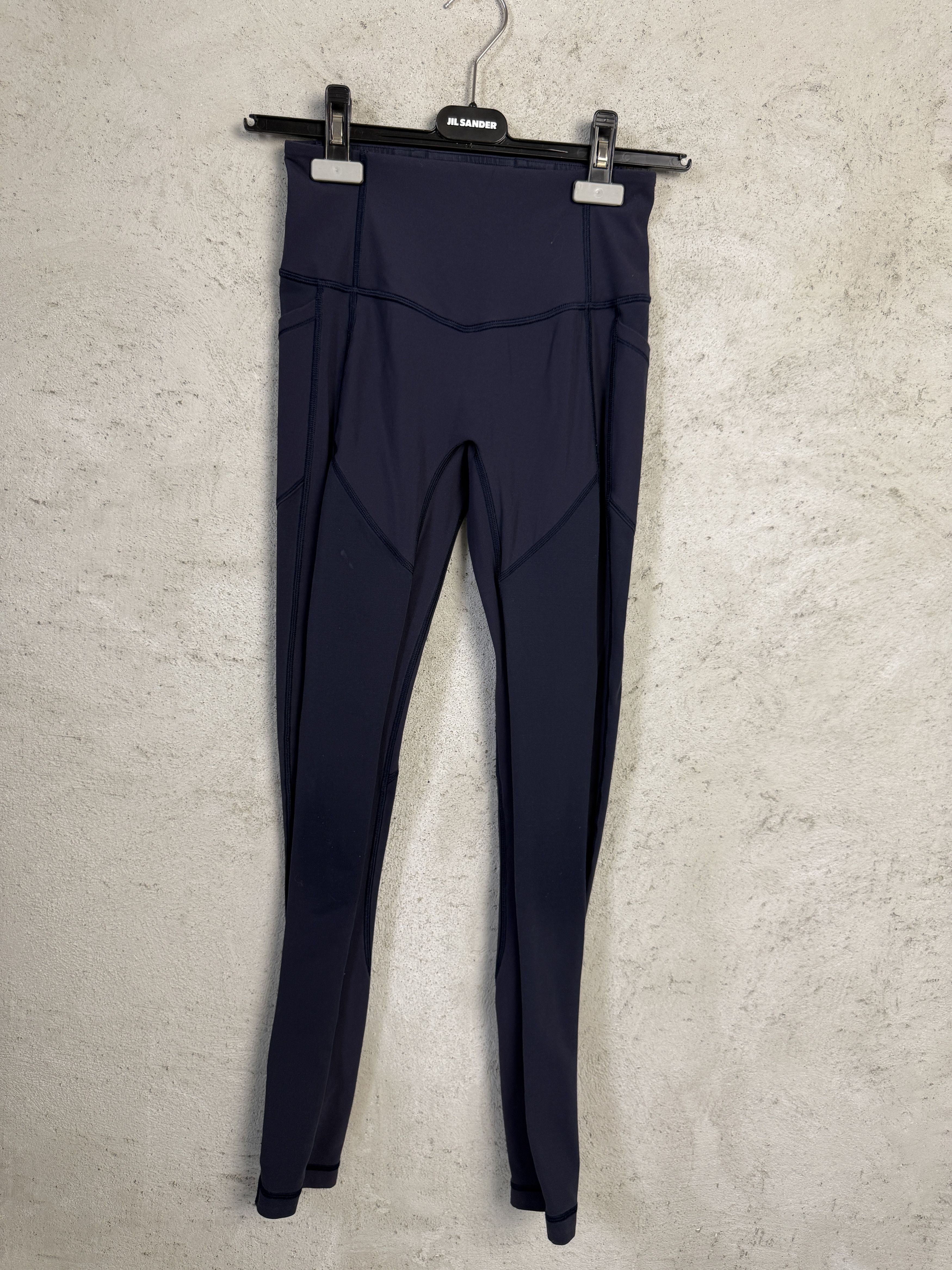 Lululemon Lululemon leggings sport gym yoga pilates Size 27" / US 4 / IT 40 - 2 Thumbnail