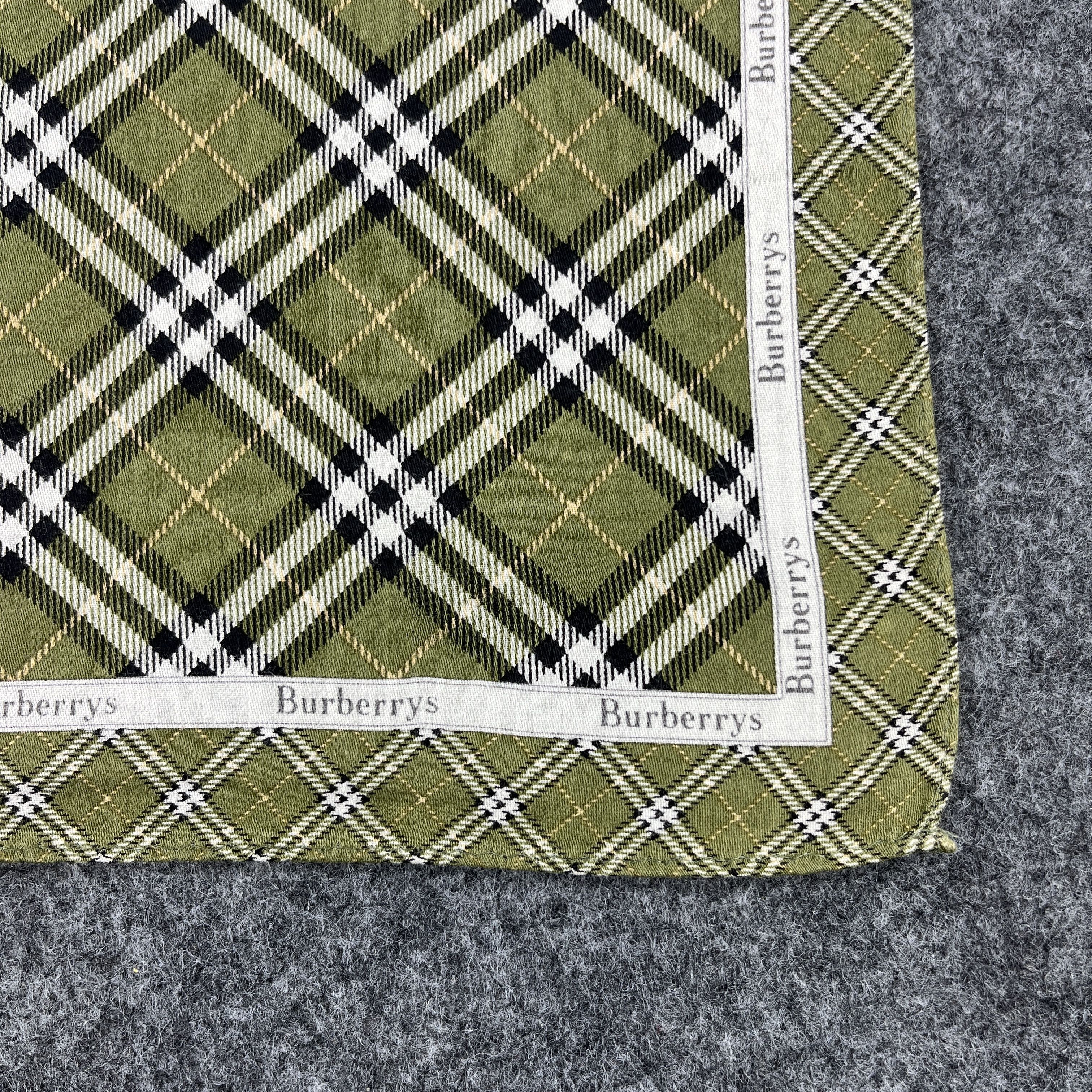 Burberry Burberry Handkerchief / Bandana / Neckerchief B884 Size ONE SIZE - 3 Thumbnail