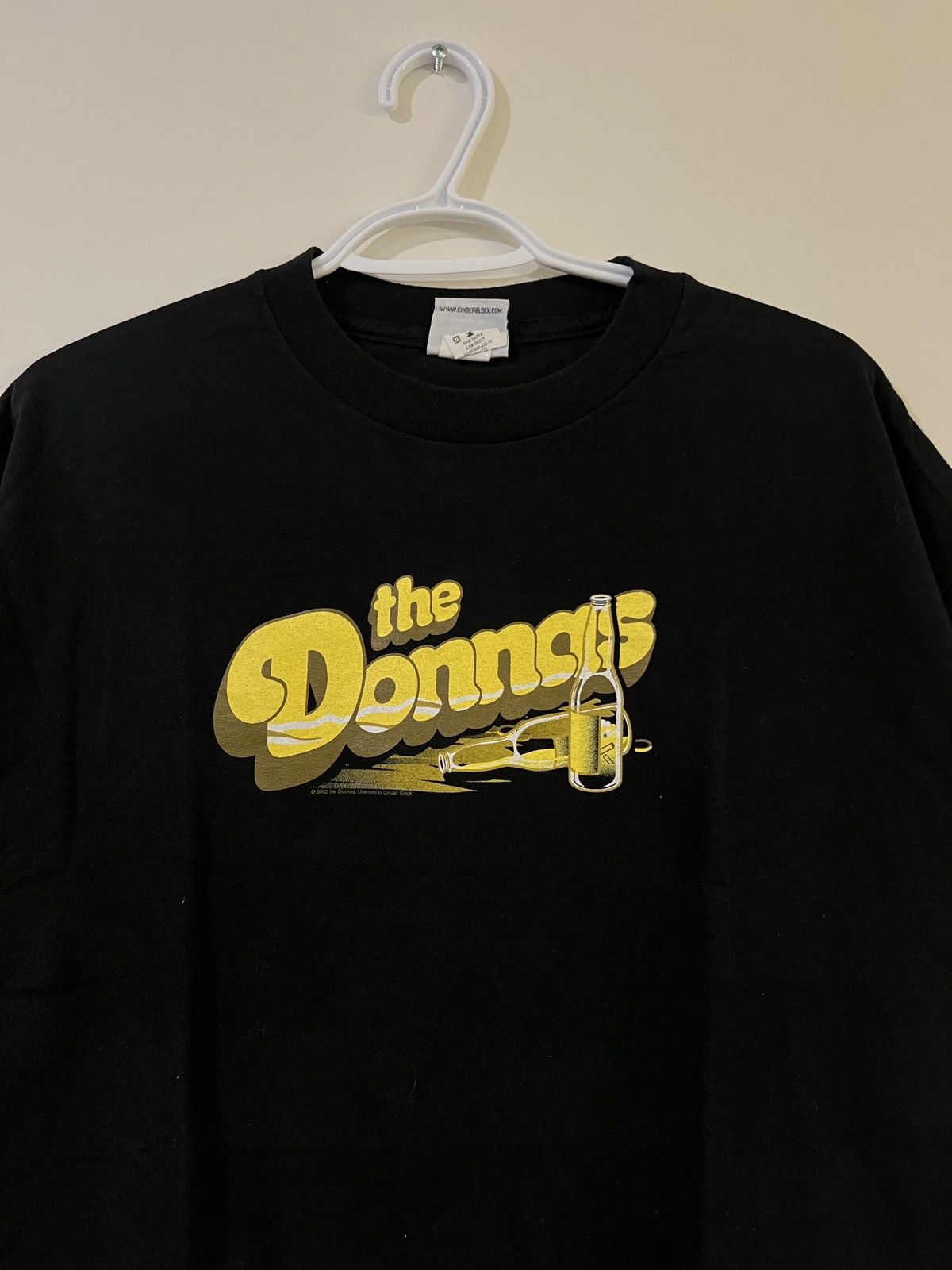 Band Tees × Vintage Vintage 2002 The Donnas Band Tee Size US XL / EU 56 / 4 - 2 Thumbnail