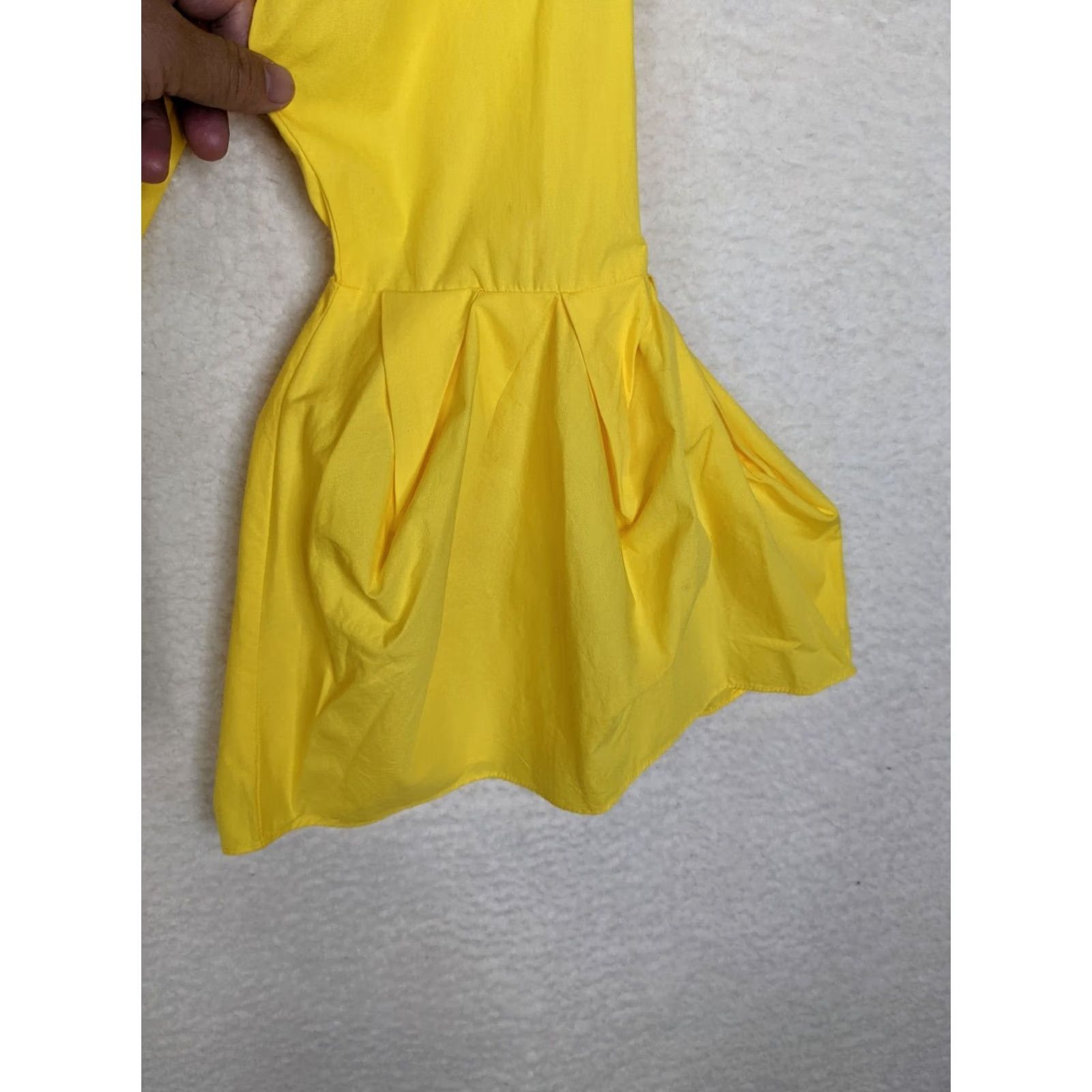 Zara Zara Blouse S Yellow Bell Sleeve Pullover Shirt Cotton Women Casual V-Neck Pullover Size S / US 4 / IT 40 - 2 Thumbnail
