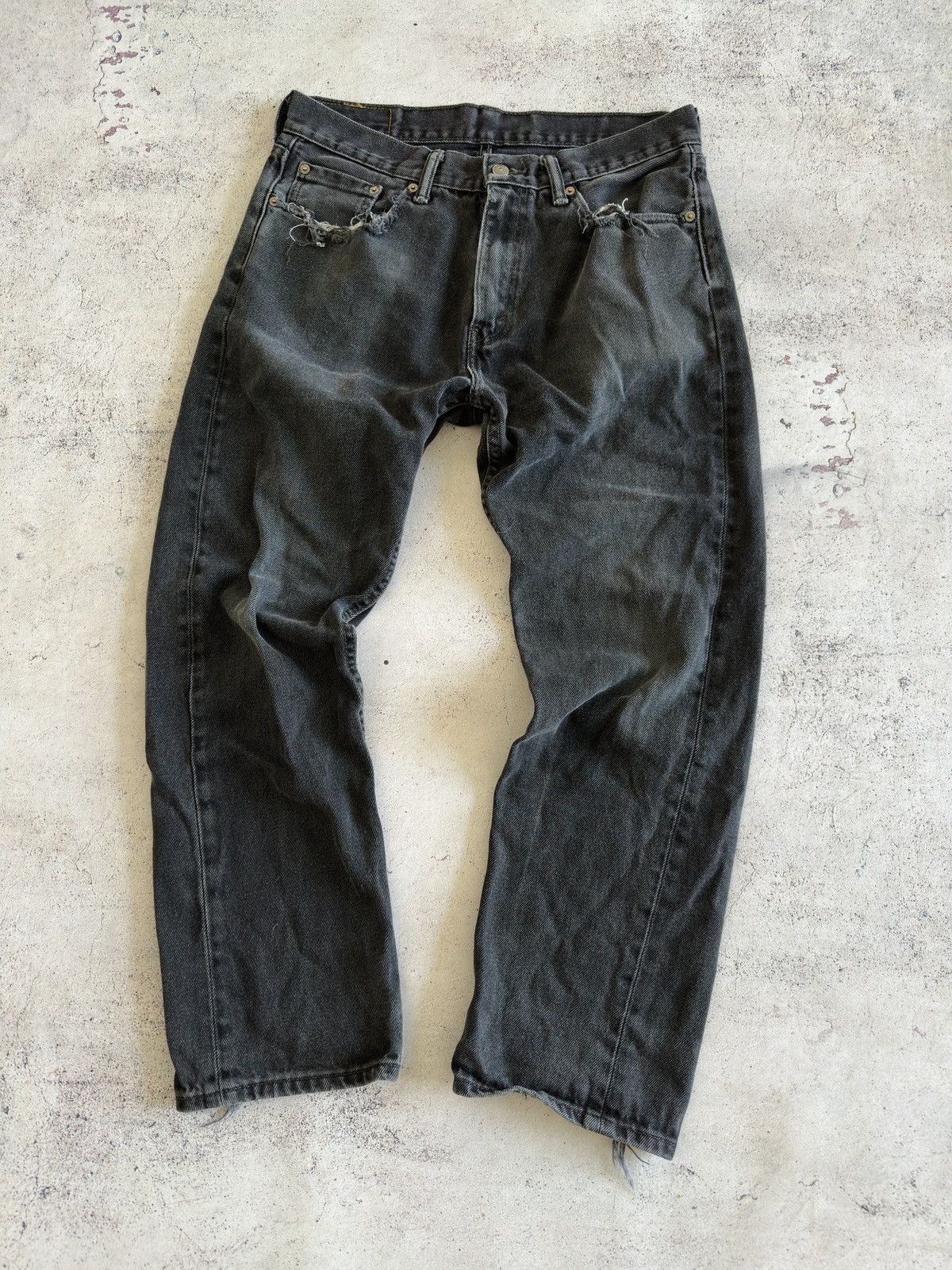 Levi's Vintage Levis 505 Gray Distressed Trash Denim Jeans 33/30 Size US 33 - 4 Thumbnail