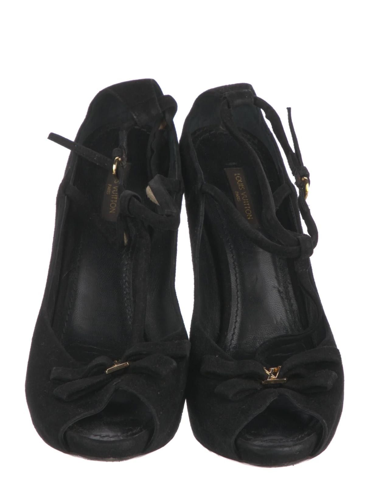 Louis Vuitton Louis Vuitton Suede Bow Accents T-Strap US6.5 EU37.5 Size US 6.5 / IT 36.5 - 3 Thumbnail