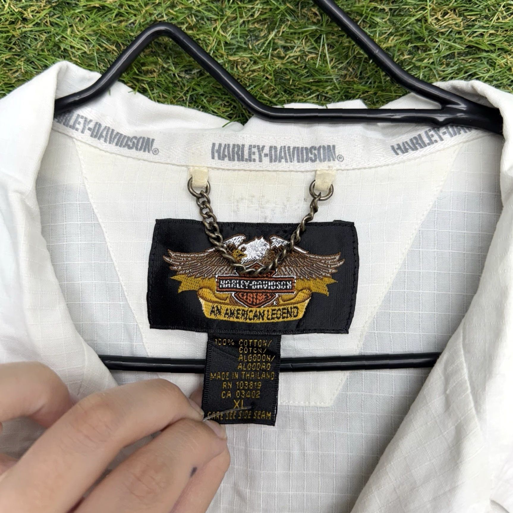 Harley Davidson VINTAGE Harley-Davidson Mens Shirt XL White Graphic Print Crew Neck / Short Sleeve / Button Embroidered Logo USA Biker Size US XL / EU 56 / 4 - 4 Thumbnail