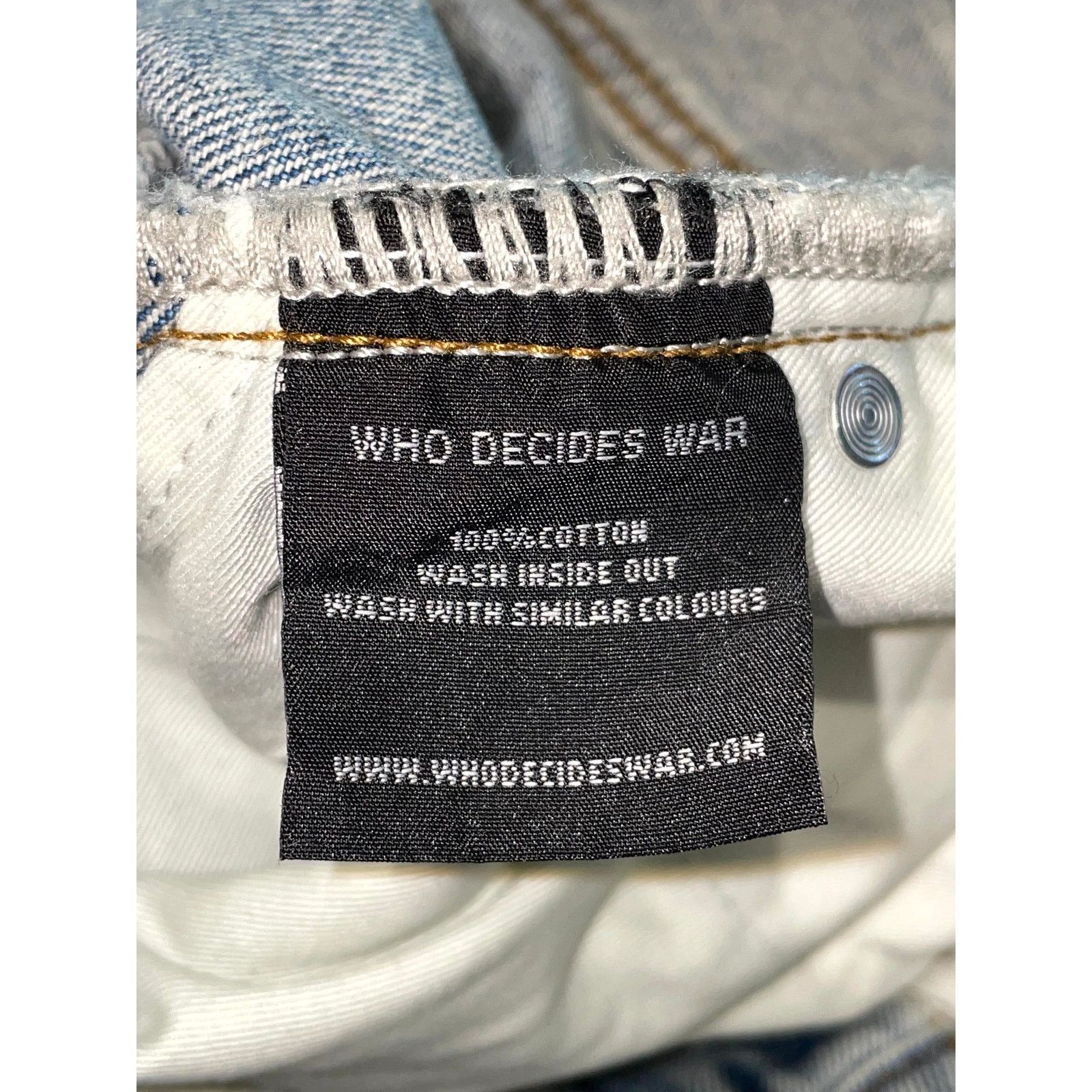 Who Decides War WDW Ultra Flare Scripture Denim Light Wash Jeans Size US 28 / EU 44 - 3 Thumbnail