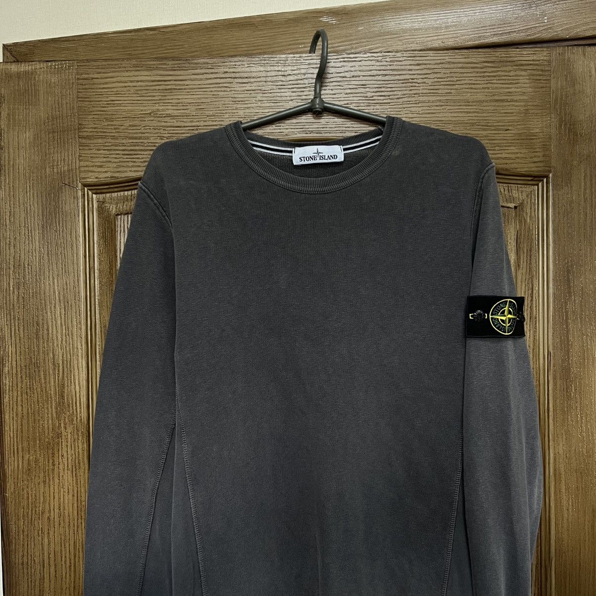 Stone Island Stone Island Sweatshirt Crewneck Grey Badge Logo Size US S / EU 44-46 / 1 - 3 Thumbnail