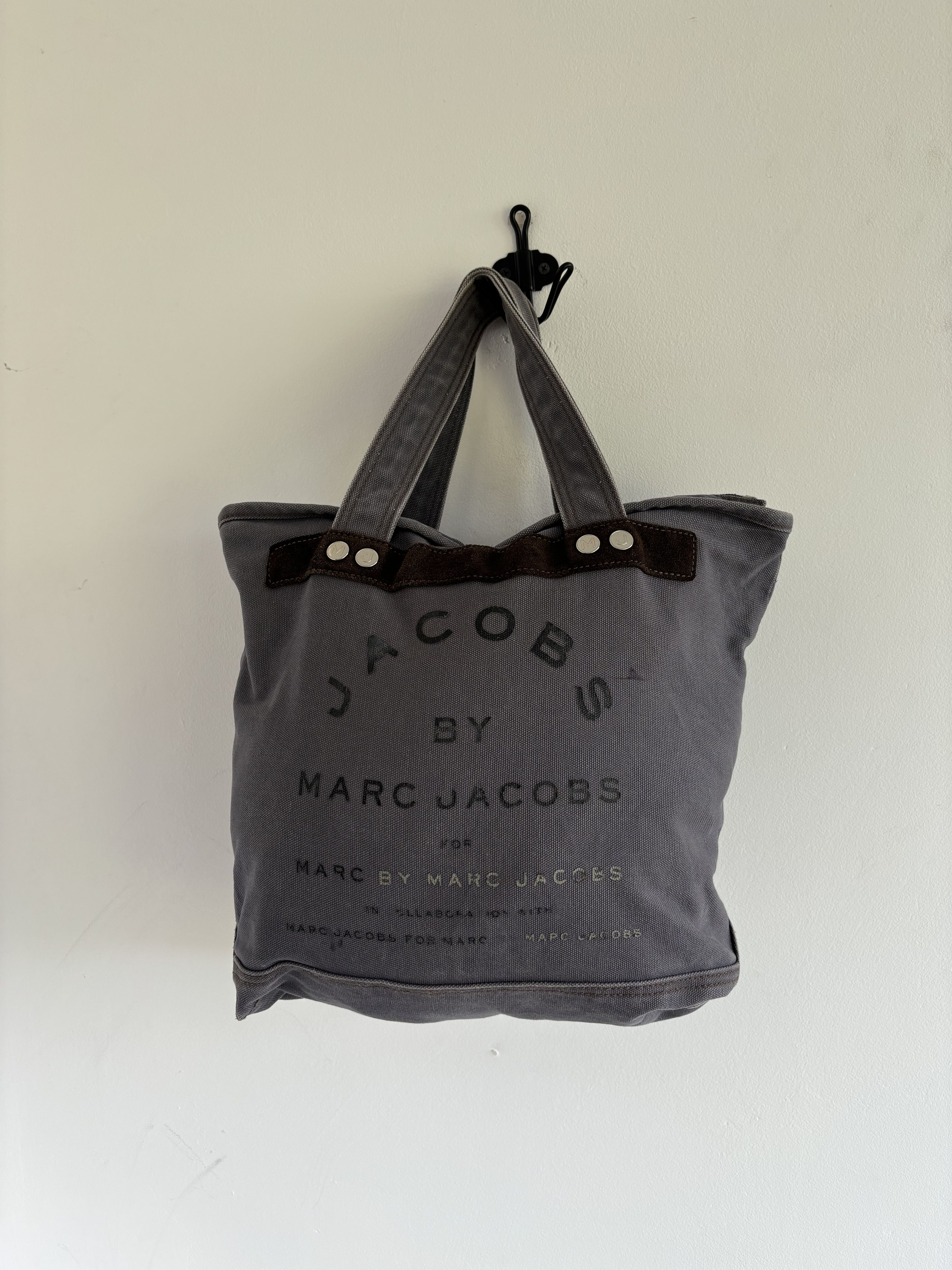 Marc Jacobs Vintage Jacobs By Marc Jacobs Canvas Distressed Tote Bag Size ONE SIZE - 1 Thumbnail