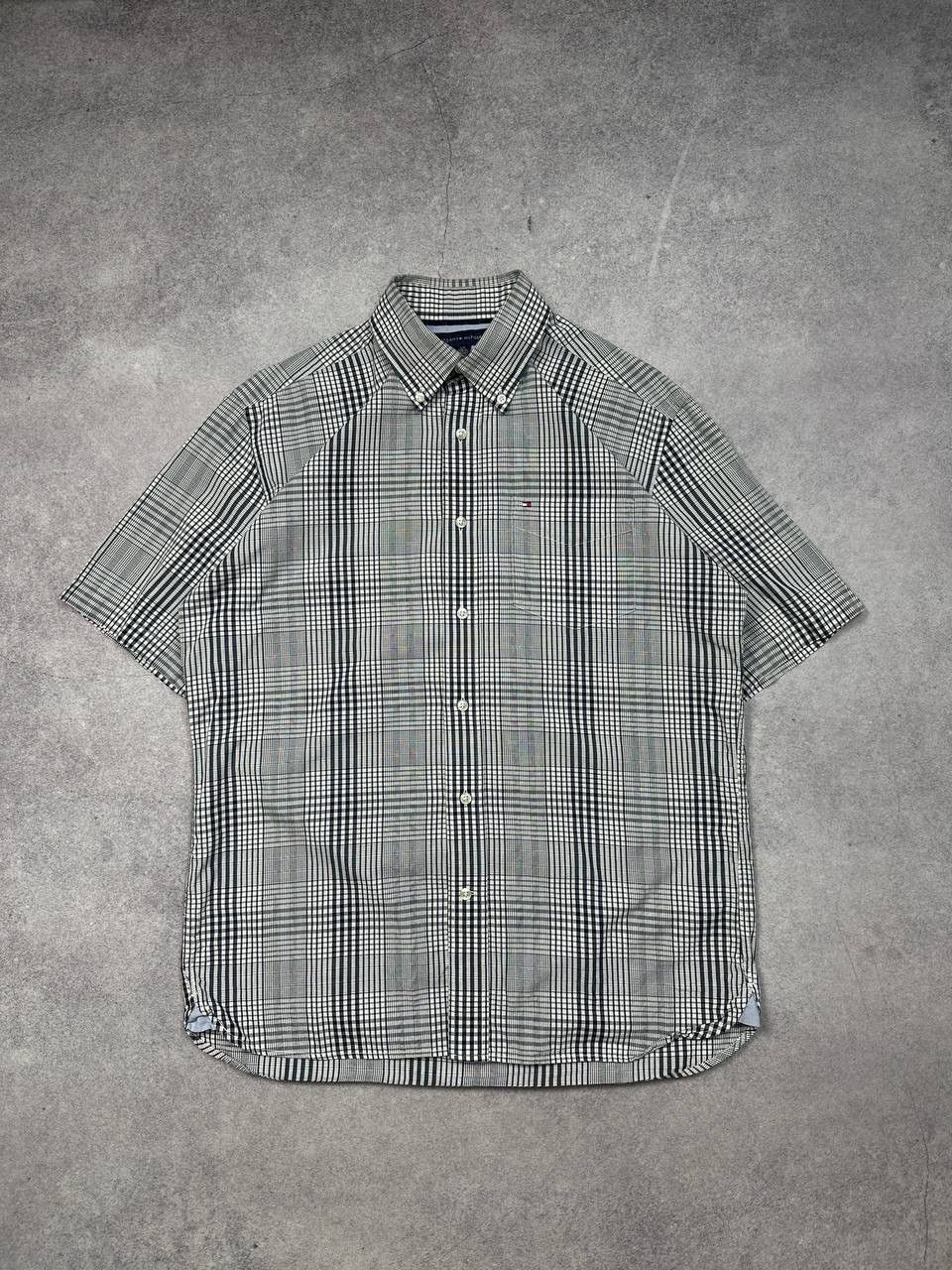 Tommy Hilfiger Vintage Tommy Hilfiger Short Sleeve Shirt, Size S – Size US S / EU 44-46 / 1 - 1 Thumbnail