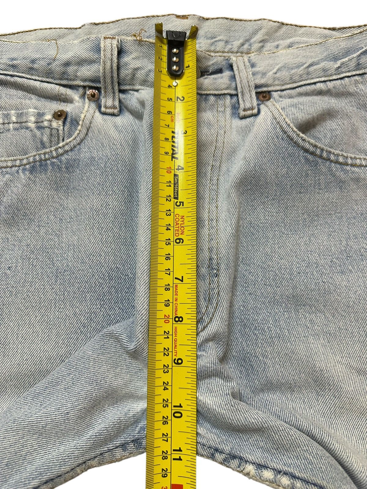 Levi's Vintage Levis Blue Light Wash Distressed Style Jeans Size US 28 / EU 44 - 12 Thumbnail