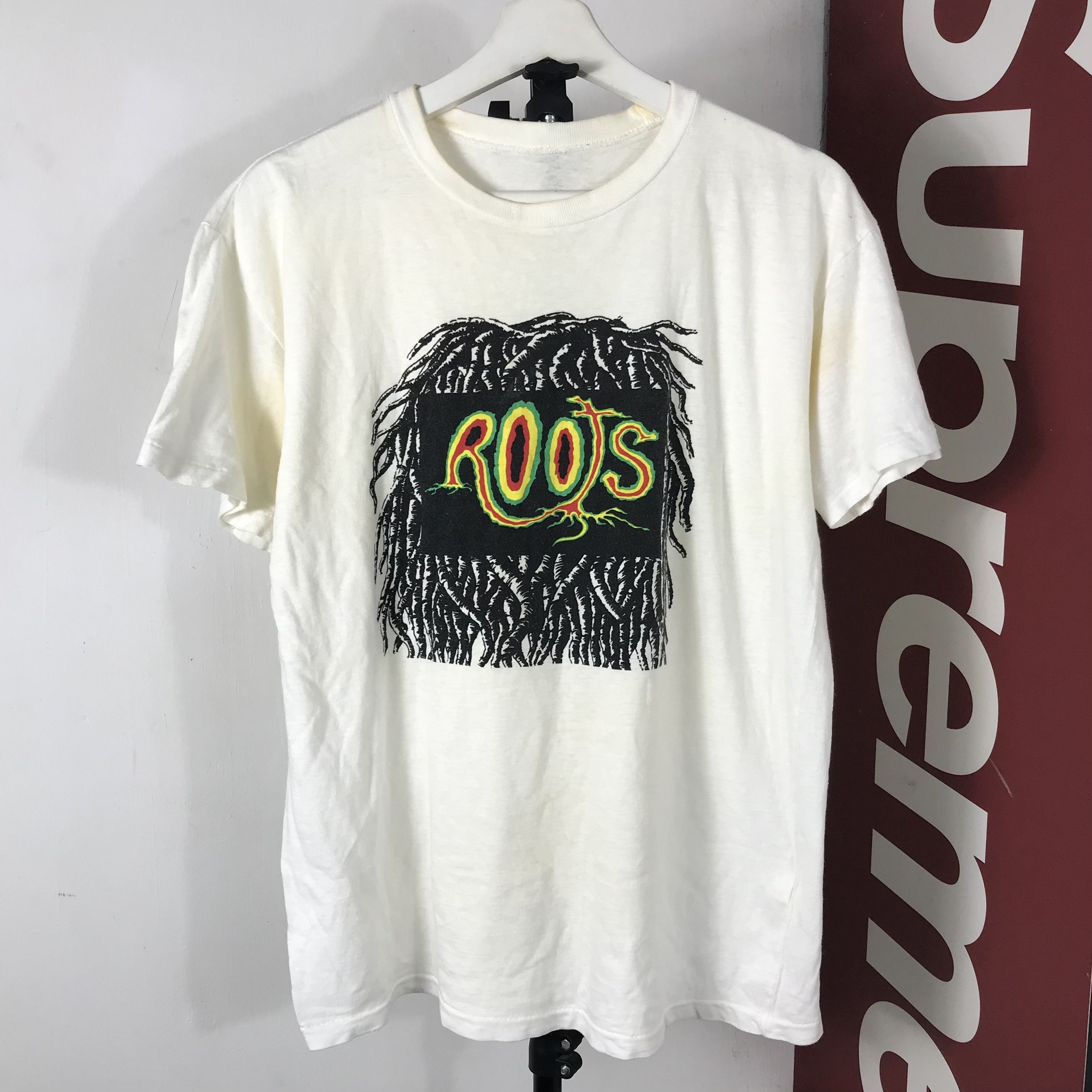 Vintage Vintage 90s Rootz Rockin Rydimz Rasta Weed Tee Size US L / EU 52-54 / 3 - 1 Thumbnail