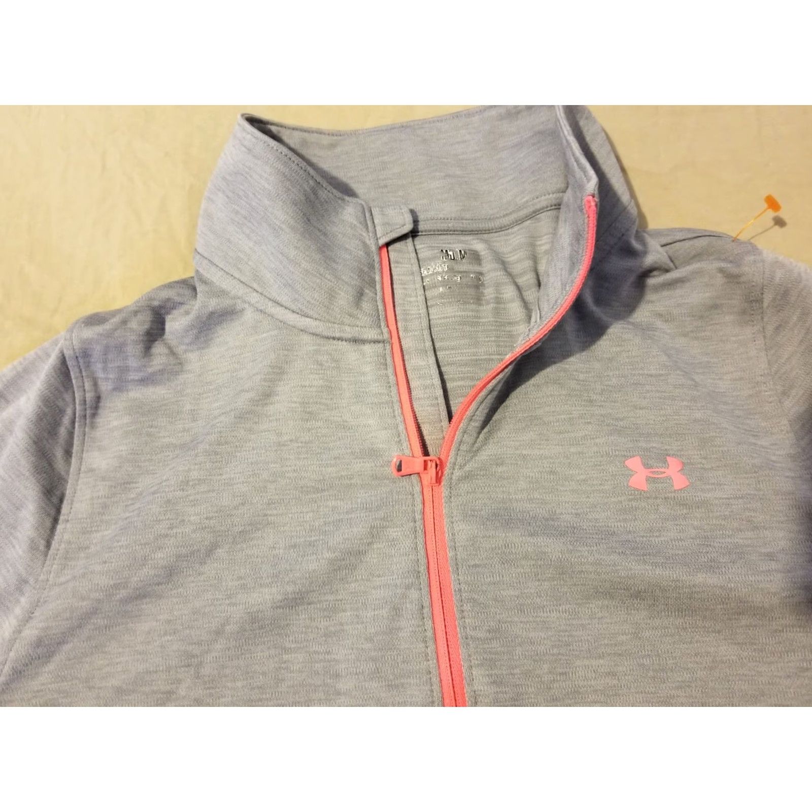 Under Armour VINTAGE? No — Under Armour Shirt M Gray 1/4 Zip Athletic Run + Jogging Women’s Shirt Size M / US 6-8 / IT 42-44 - 3 Thumbnail