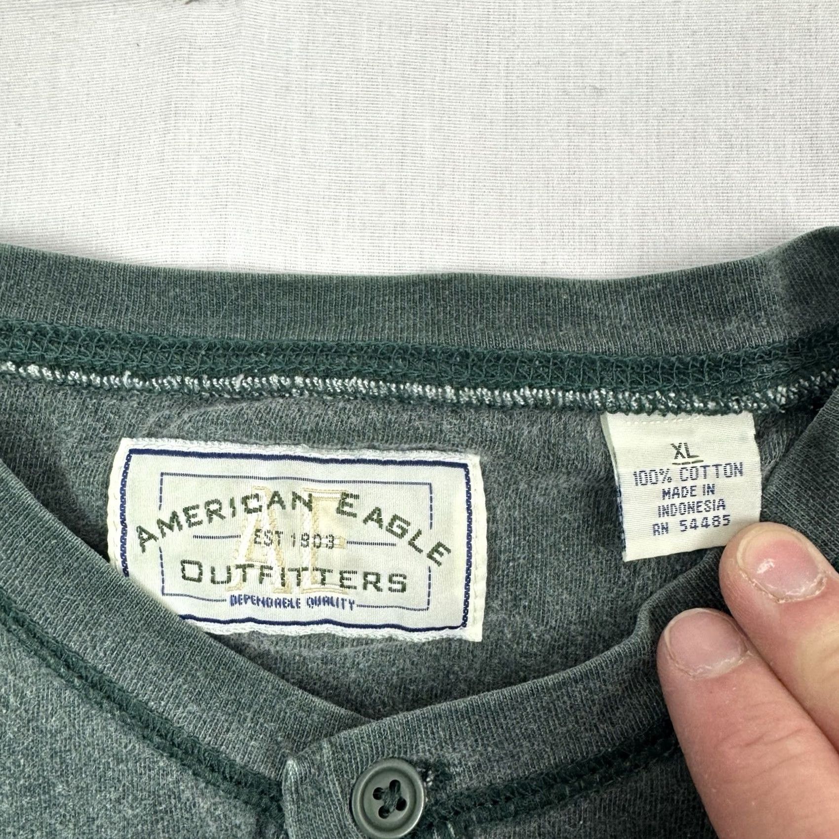 American Eagle Outfitters VINTAGE American Eagle Henley Shirt Adult XL Green Cotton Long Sleeve Button Up 90s Y2K Hipster Punk Mens Size US XL / EU 56 / 4 - 6 Thumbnail