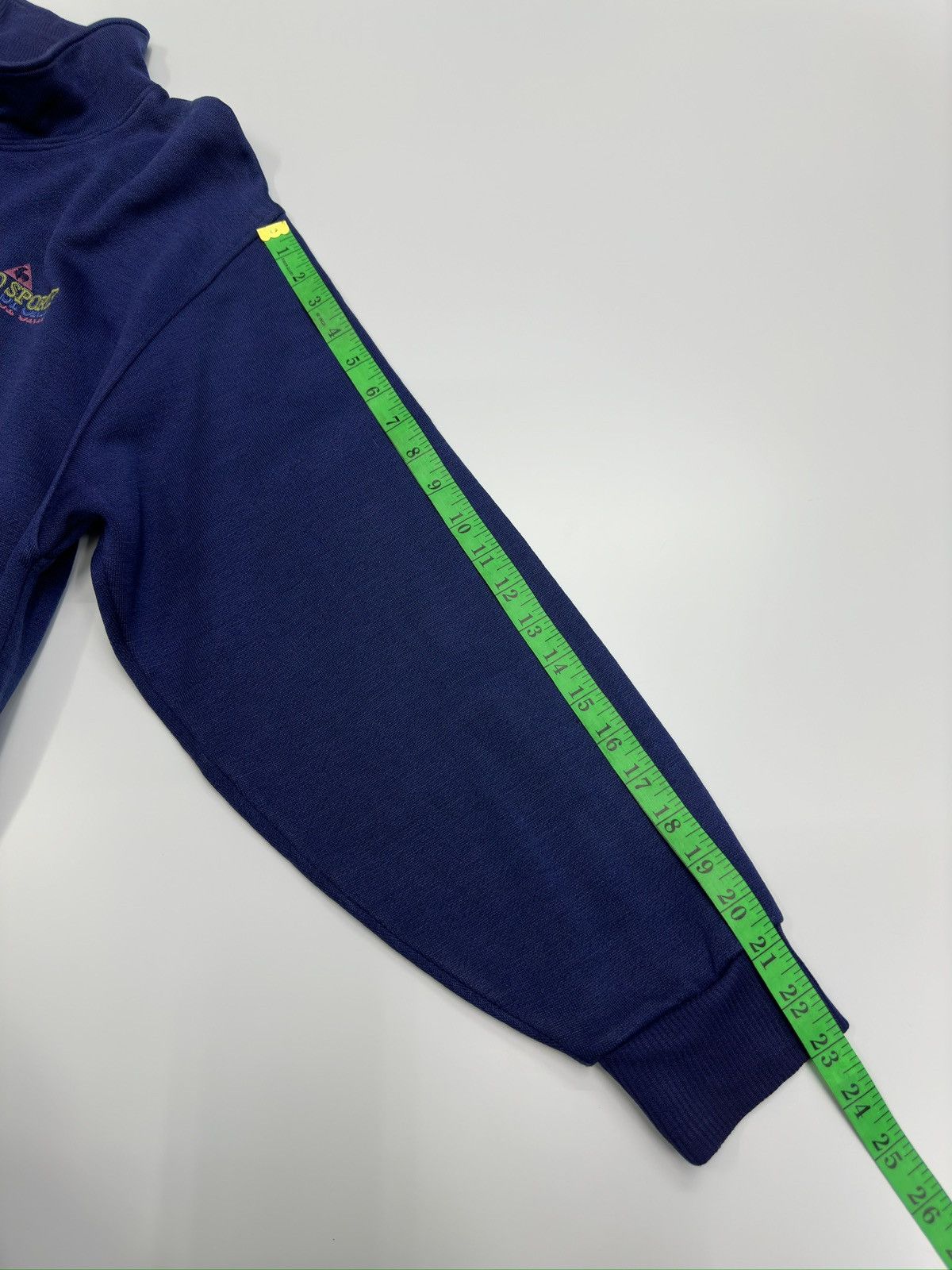 Le Coq Sportif × Sports Specialties × Vintage Vintage Le Coq Sportif Sweatshirt A622 Size US M / EU 48-50 / 2 - 6 Thumbnail