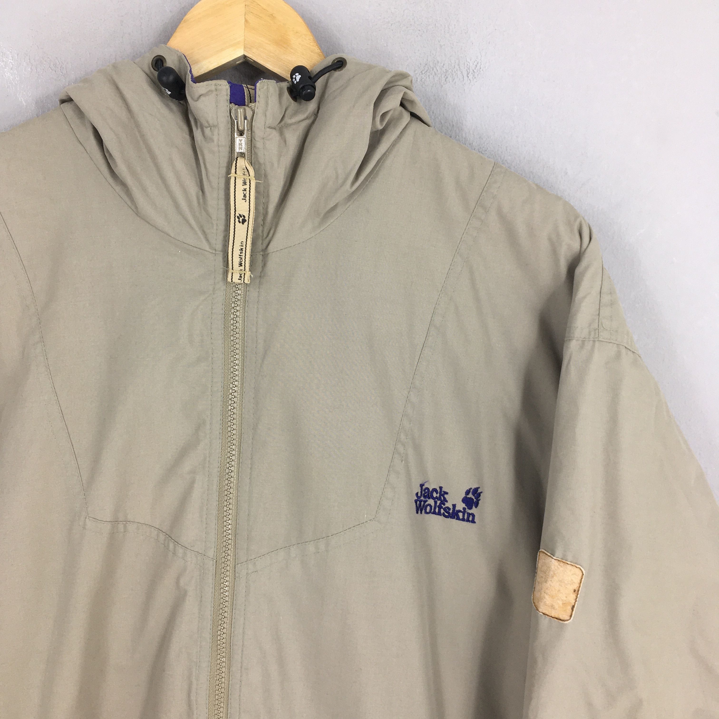 Jack Wolfskin Vintage Jack Wolfskins Hoodie Windbreaker Jacket Large Size US L / EU 52-54 / 3 - 2 Thumbnail