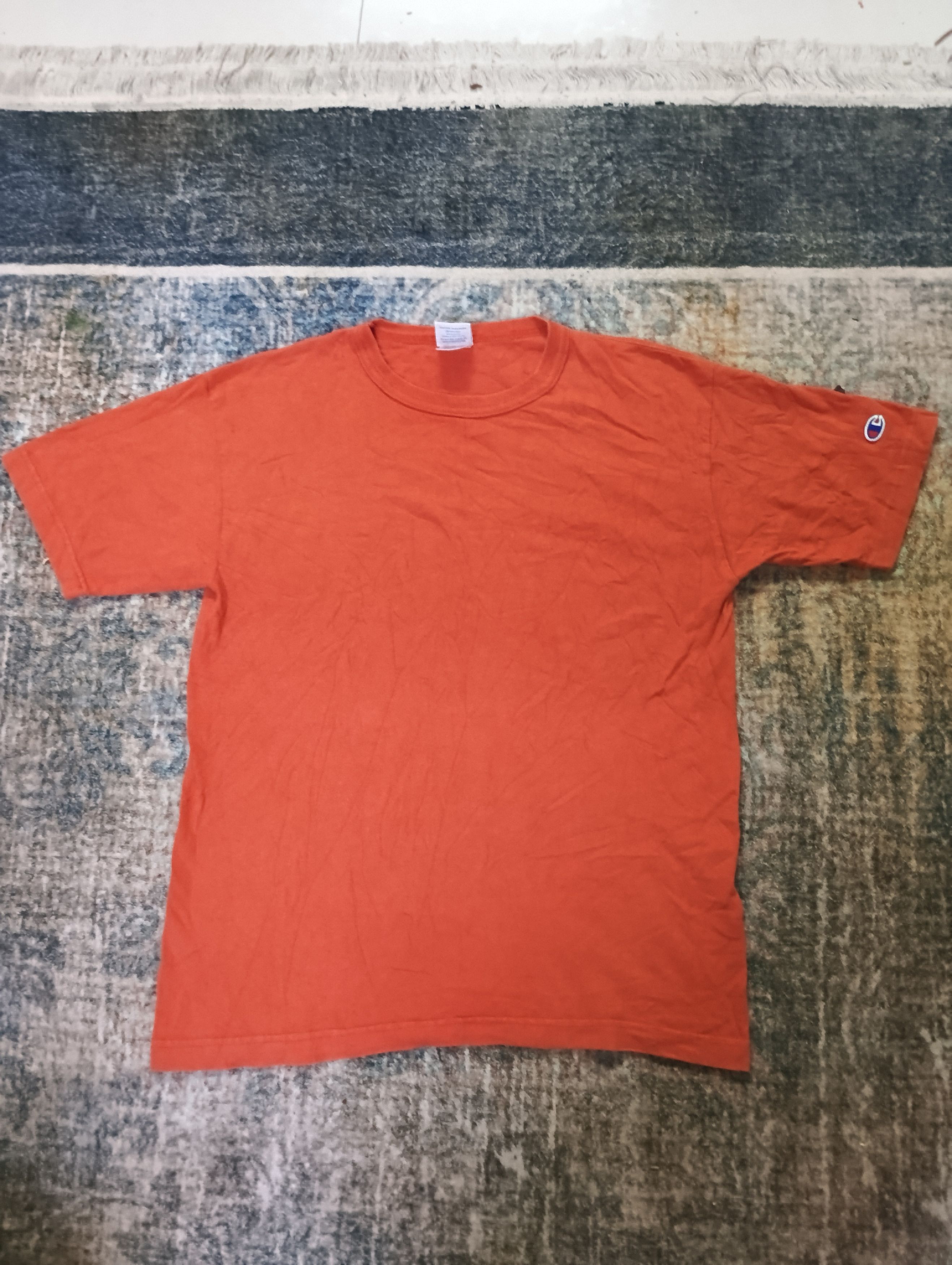 Champion Vintage champion plain tess Size US M / EU 48-50 / 2 - 1 Thumbnail