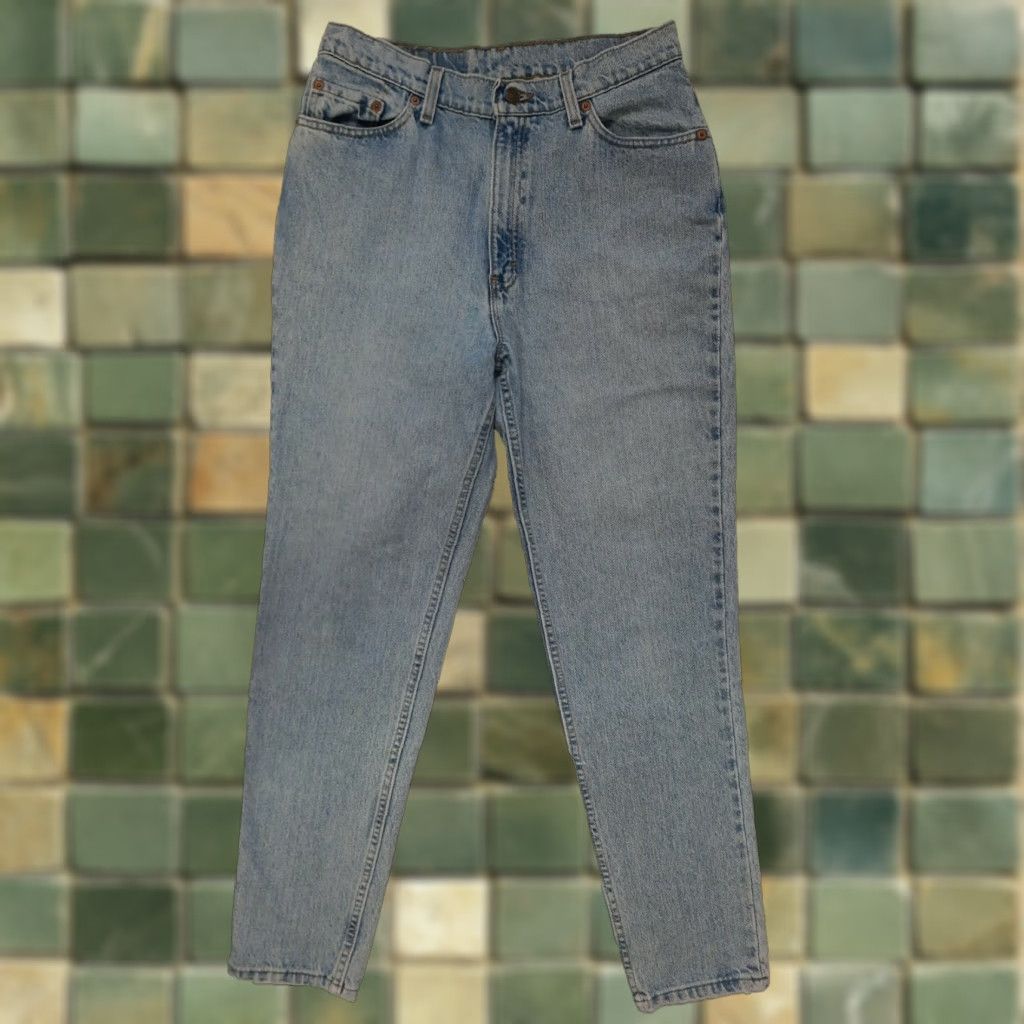 Levi's VINTAGE Levi's 17512-0211 High Rise Tapered Mom Jeans Size 6 28x29 Denim Blue United States Men/Women? Size 28" / US 6 / IT 42 - 1 Thumbnail