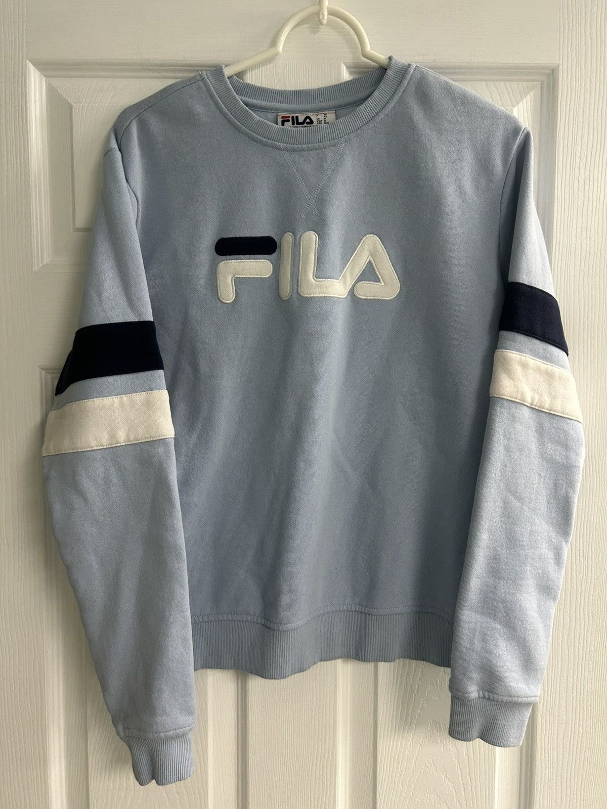 Fila FILA Embroidered Baby Blue Crewneck Sweater Size US M / EU 48-50 / 2 - 1 Thumbnail