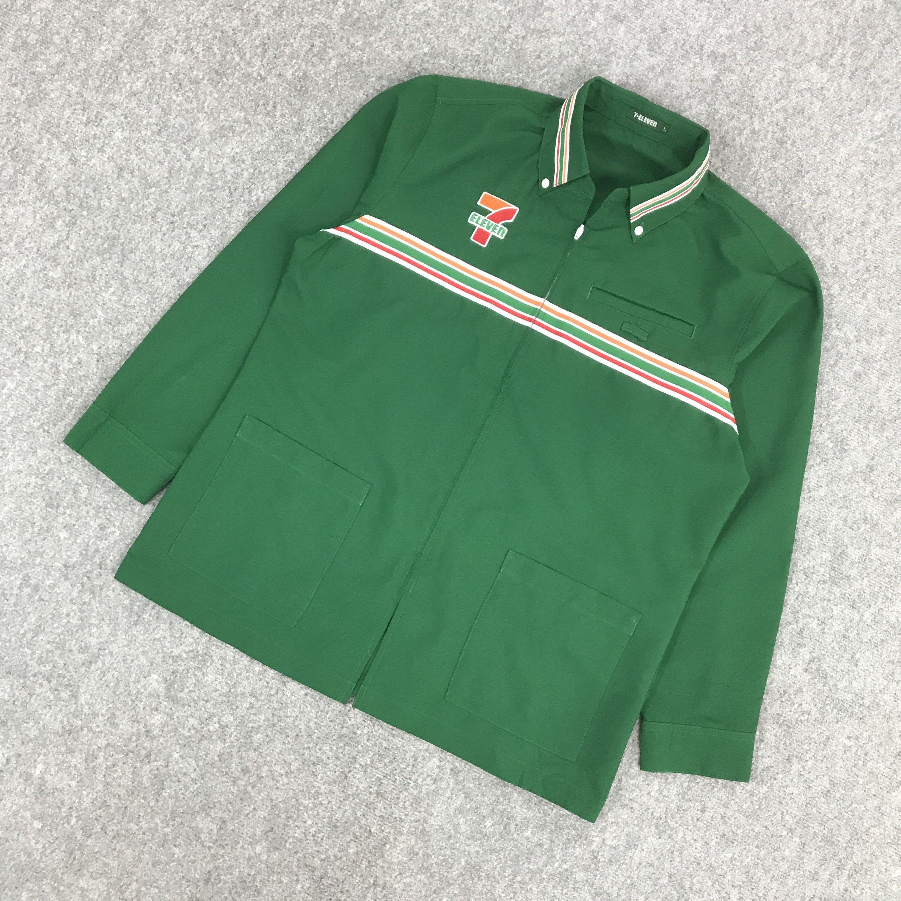 Japanese Brand VTG 7 ELEVEN UNIFORM ZIPPER JACKET Size US L / EU 52-54 / 3 - 5 Thumbnail