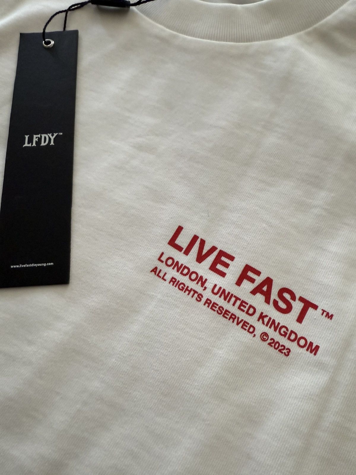 LFDY LFDY LiveFast United Kingdom Soho London Red Tshirt Size US L / EU 52-54 / 3 - 10 Thumbnail