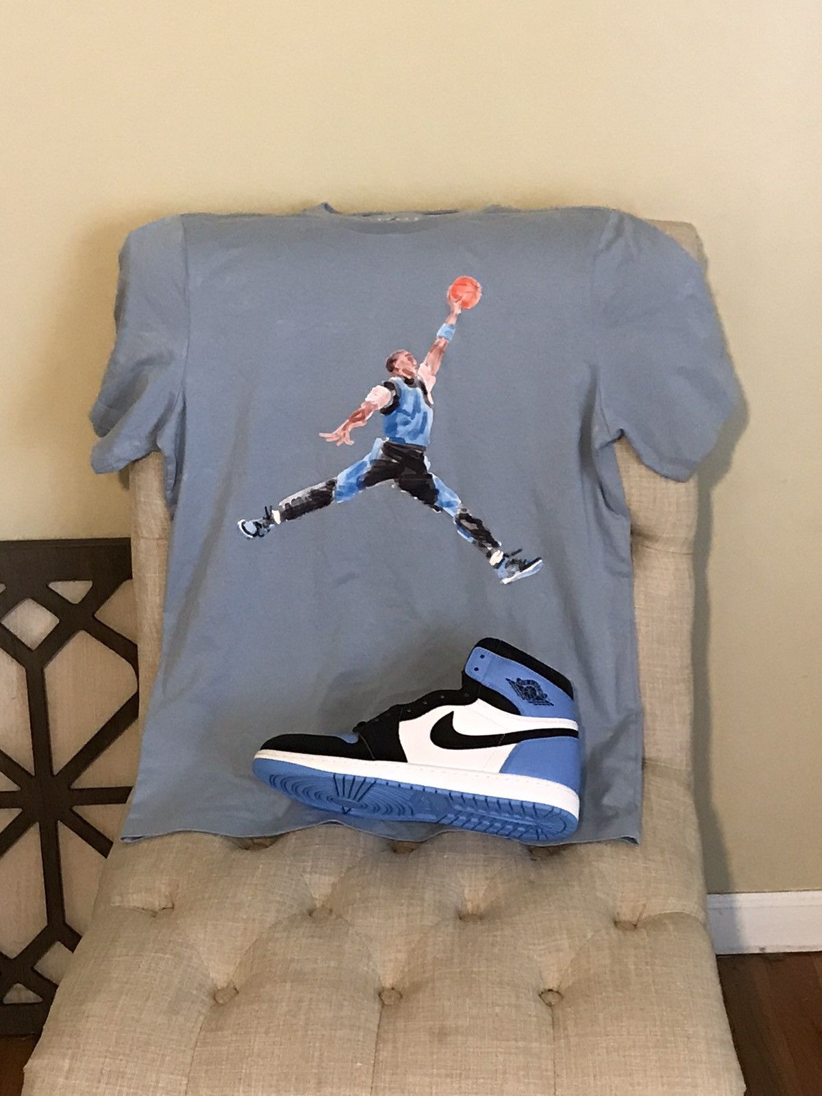 Jordan Brand Air Jordan UNC Jumpman Tee Size XL Size US XL / EU 56 / 4 - 1 Thumbnail