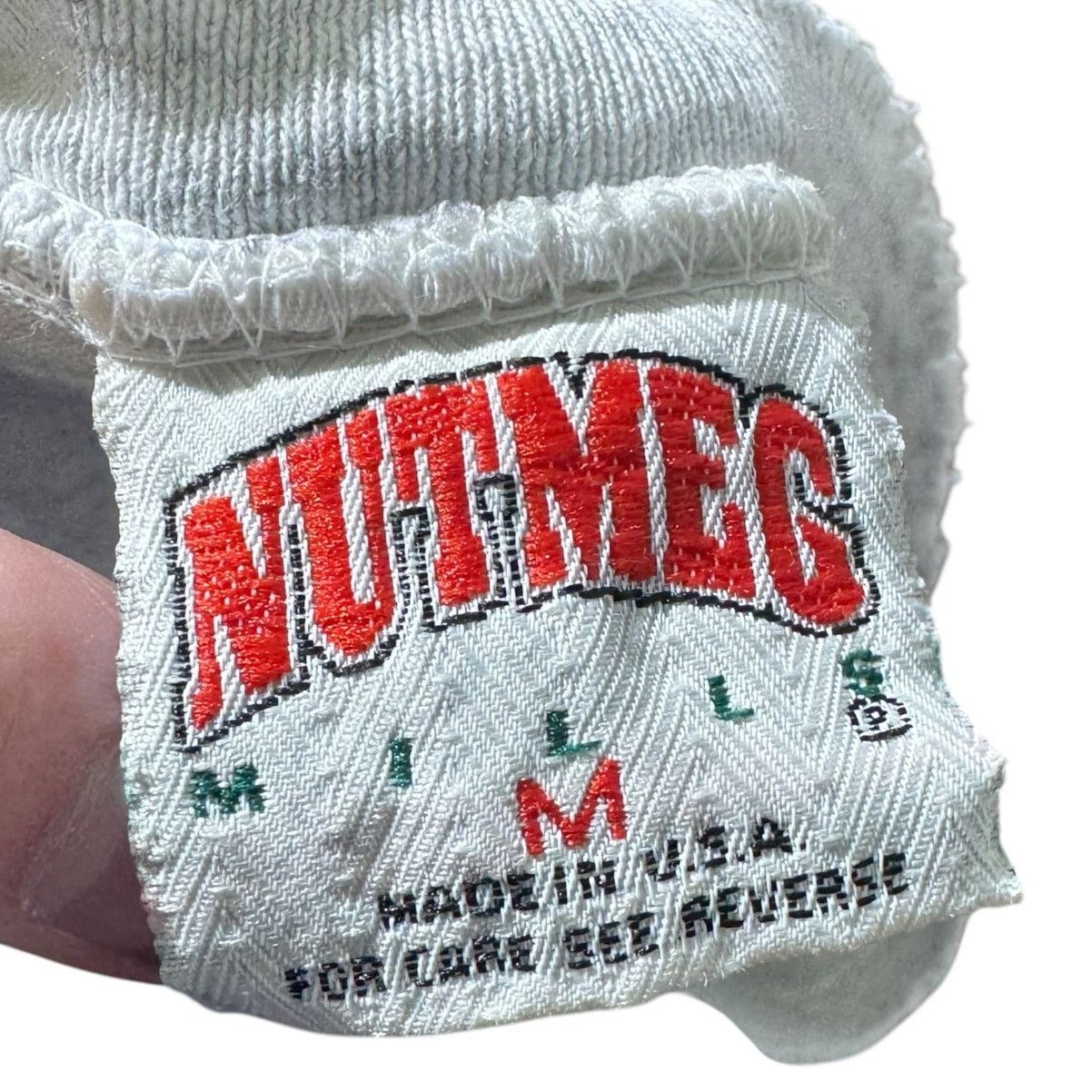 Nutmeg Vintage Nutmeg Atlanta Braves Pin Striped MLB Tee 90s Size US M / EU 48-50 / 2 - 7 Thumbnail