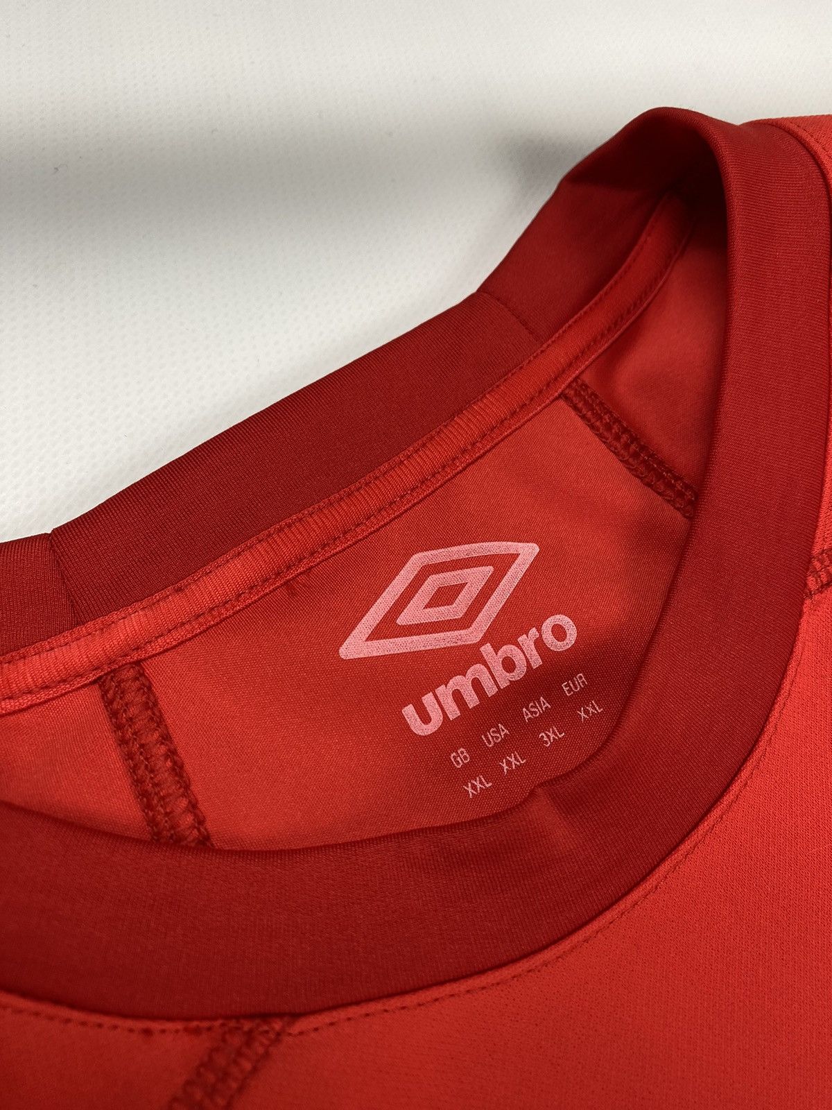 Umbro 🚨 Umbro Rugby O2 long sleeve red man Size US XXL / EU 58 / 5 - 5 Thumbnail