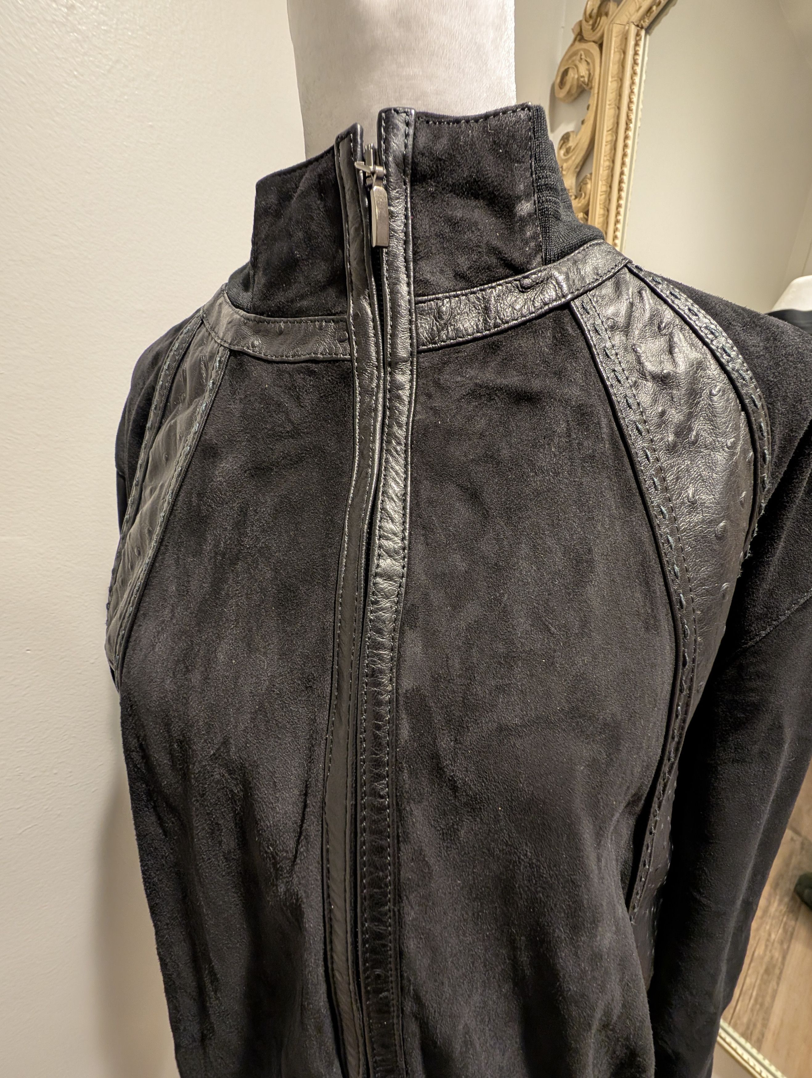 Other Archive UMBERTO BILANCIONI Ostrich Suede Black Jacket IT52 Size US L / EU 52-54 / 3 - 3 Thumbnail