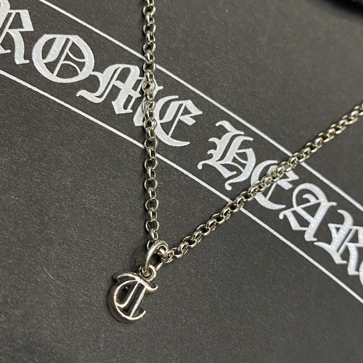 Chrome Hearts Chrome Hearts Mini Alphabet Letter T Charm mix roll chain Size ONE SIZE - 1 Thumbnail