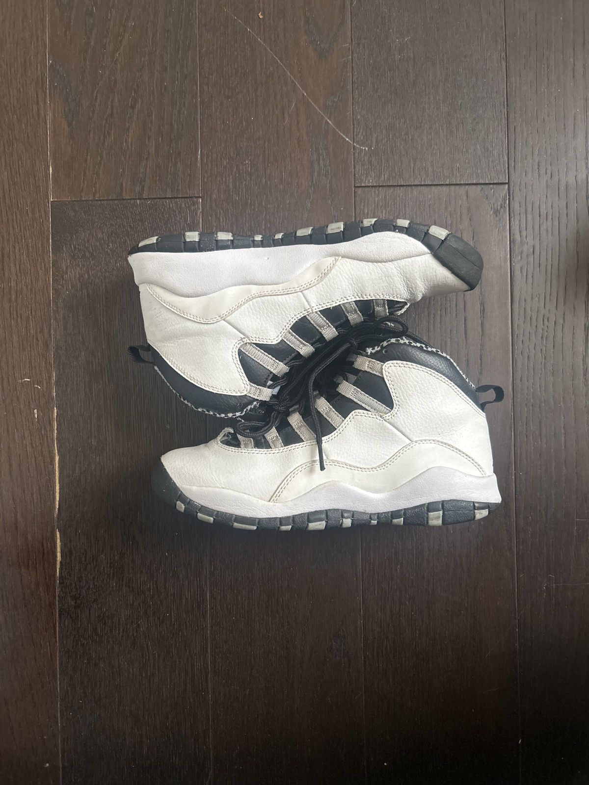 Jordan Brand Jordan 10s steel size 5.5y 2013 Size US 5.5 / EU 38 - 2 Thumbnail