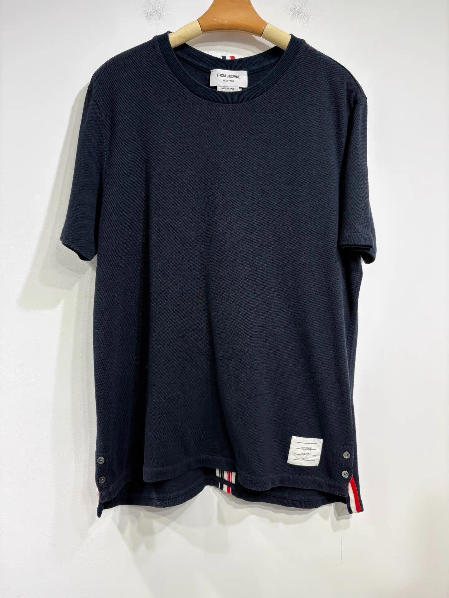 Thom Browne Thom Browne Men's Short Sleeve Top K29 Size US L / EU 52-54 / 3 - 1 Thumbnail