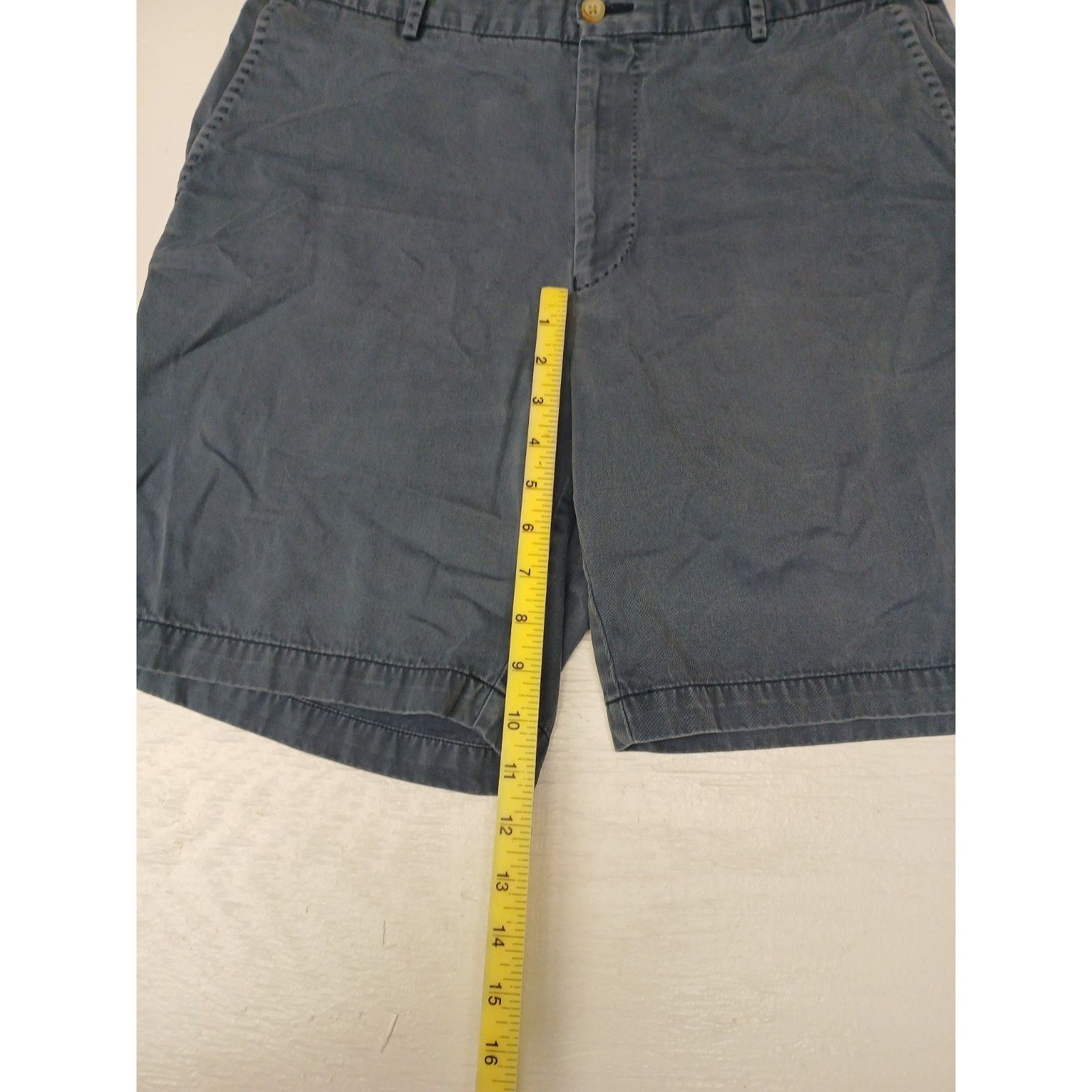 Peter Millar Peter Millar (36) Faded Blue Casual Khaki Dress Shorts Size US 36 / EU 52 - 2 Thumbnail