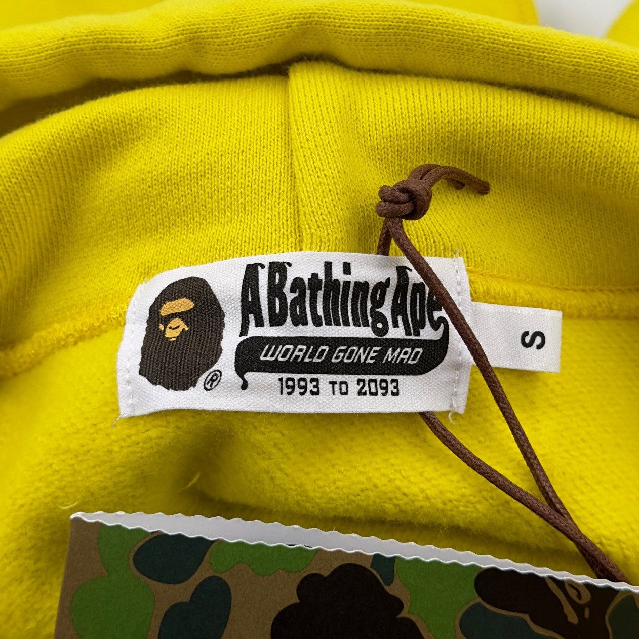 Bape Bape Ape Head One Point Relaxed Fit Hoodie Yellow Size US S / EU 44-46 / 1 - 8 Thumbnail
