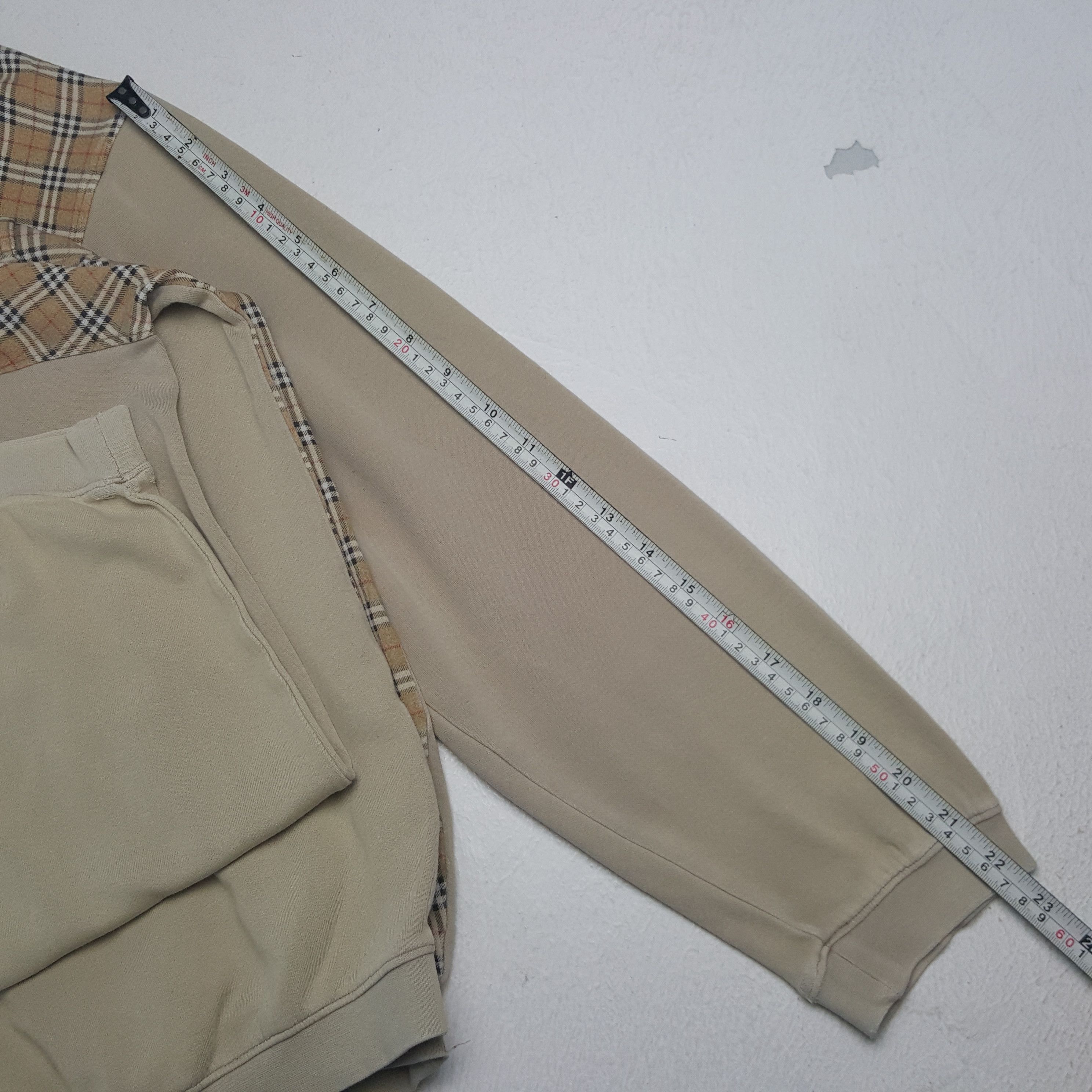 Burberry × Vintage Vintage Burberry London Nova Check Distressed Sweatshirt Size US L / EU 52-54 / 3 - 7 Thumbnail