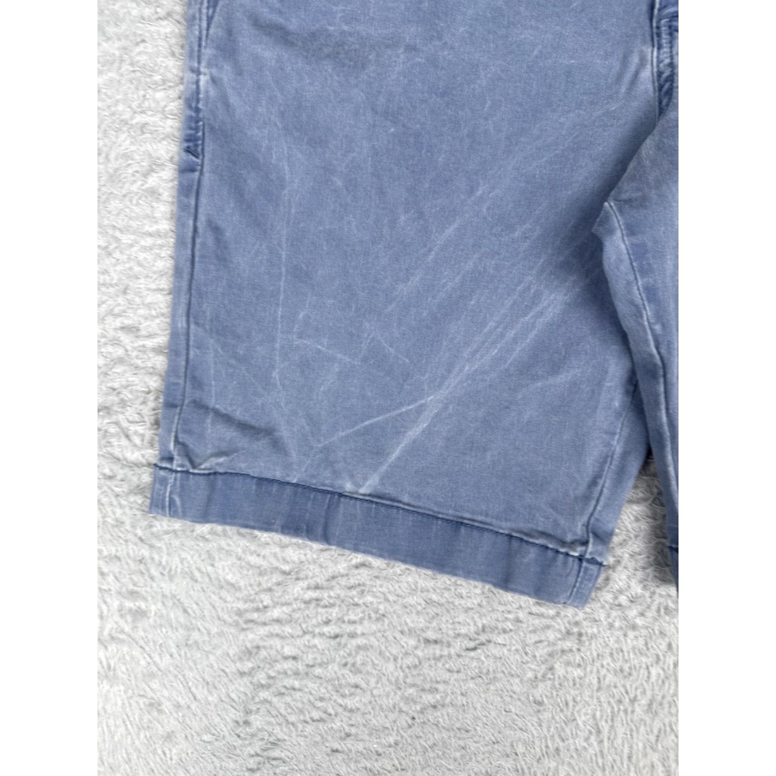 Tommy Bahama Tommy Bahama Shorts Mens 32 Blue Chino Flat Front Casual Summer Beach Regular Mens Size US 32 / EU 48 - 3 Thumbnail
