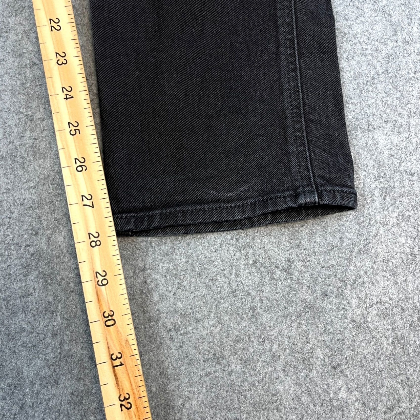 Hugo Boss HUGO BOSS Jeans Slim Regular 34 Dark Wash Black Faded Stretch Delaware Denim 5-Pocket Mens Adults Clothing Size US 34 / EU 50 - 4 Thumbnail
