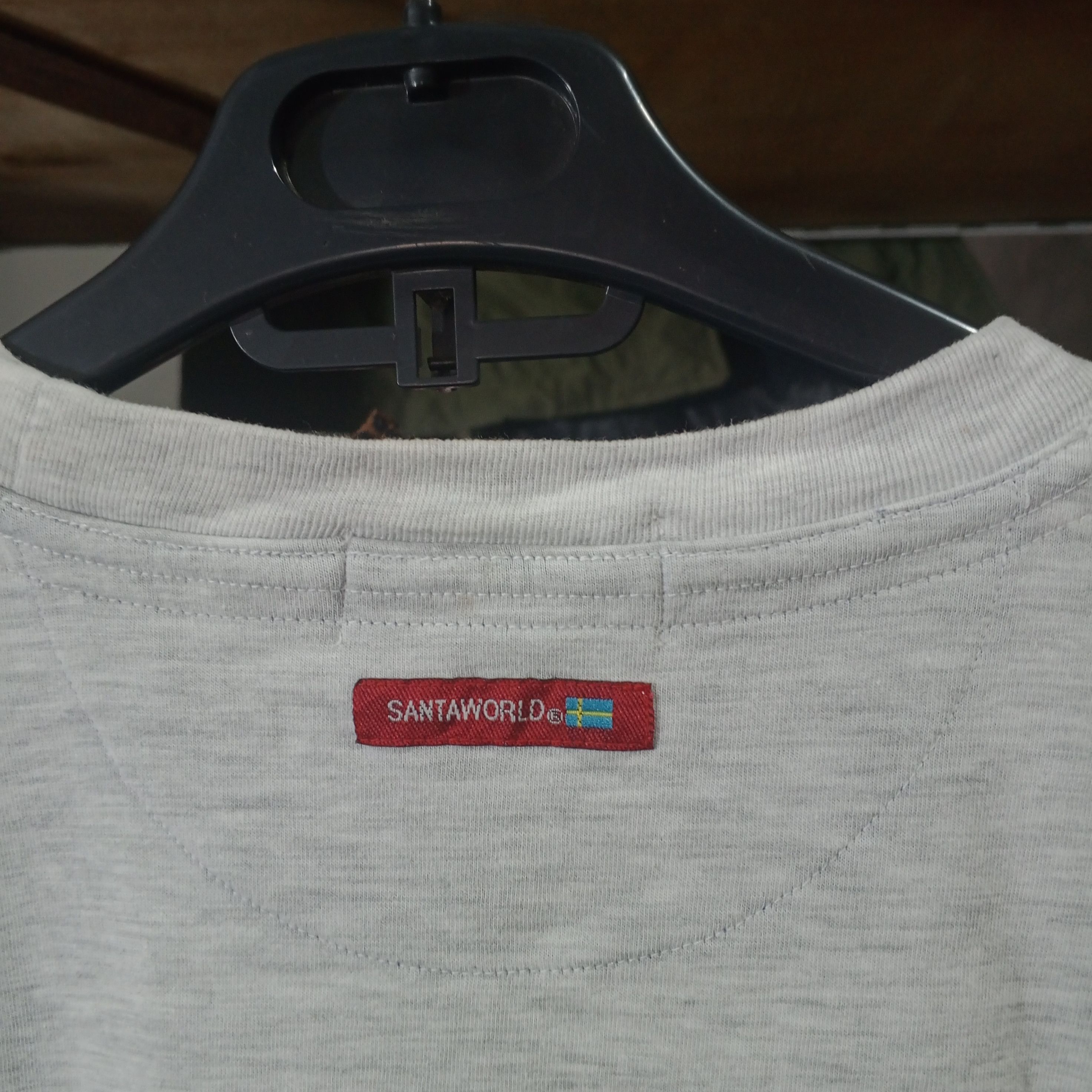 Japanese Brand Vintage Santa World Sweden Santa Shirt Size US L / EU 52-54 / 3 - 8 Thumbnail