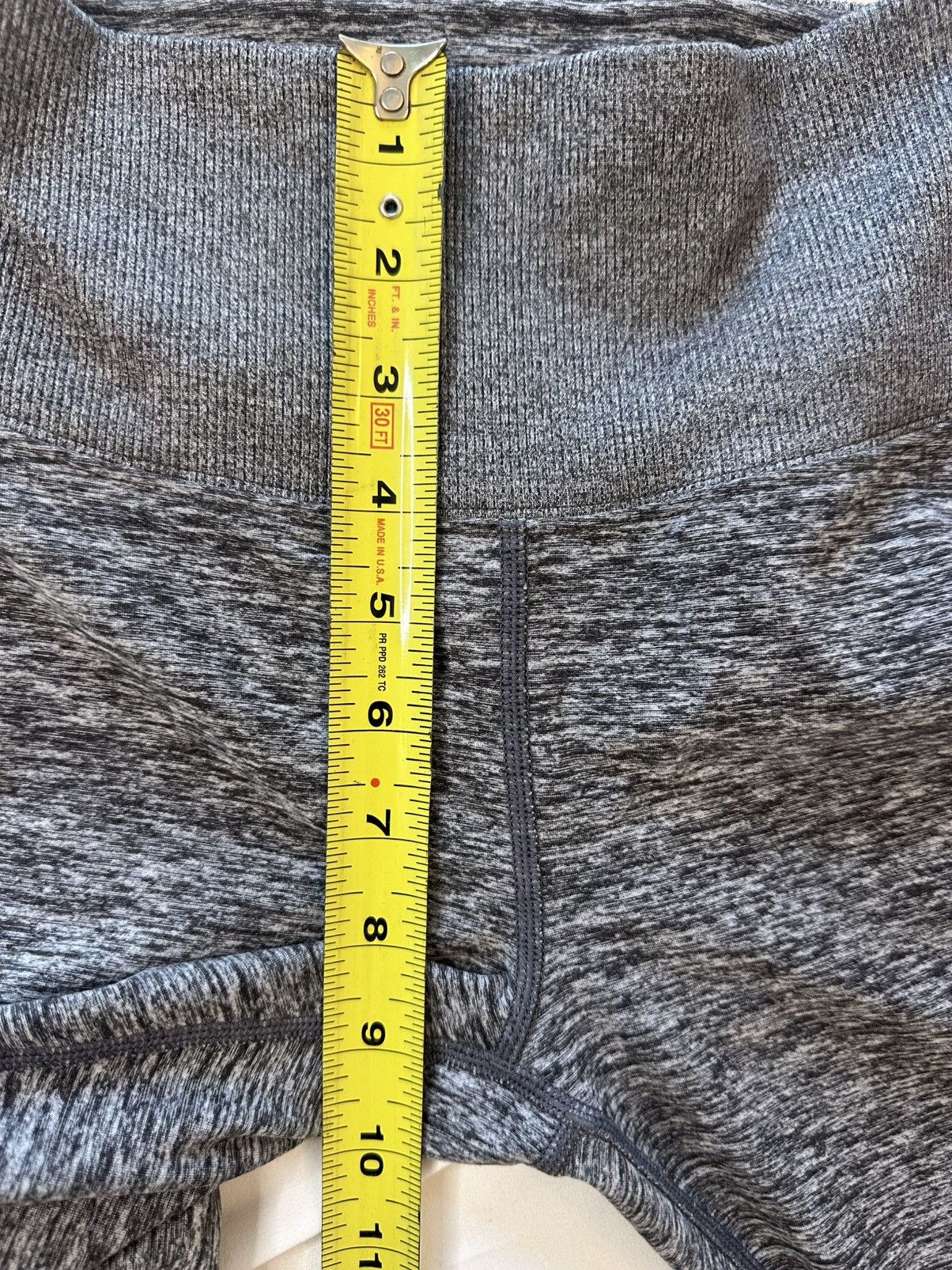 Alo ALO YOGA High-Waisted Alosoft Lounge Leggings Dark Heather Size 26" / US 2 / IT 38 - 6 Thumbnail