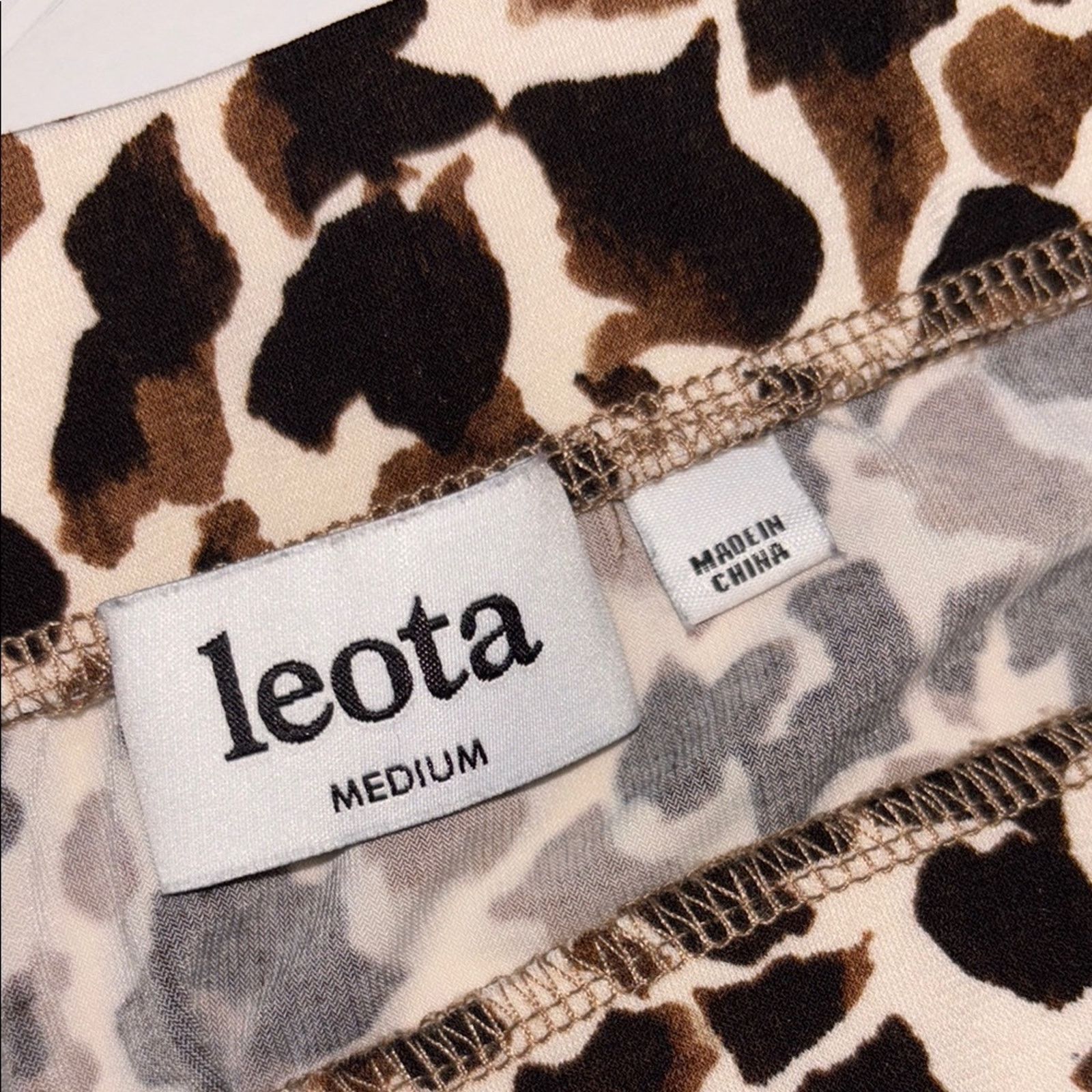 The Unbranded Brand Black/Brown Animal Print Pencil Skirt Size Medium Size 30" / US 8 / IT 44 - 4 Thumbnail