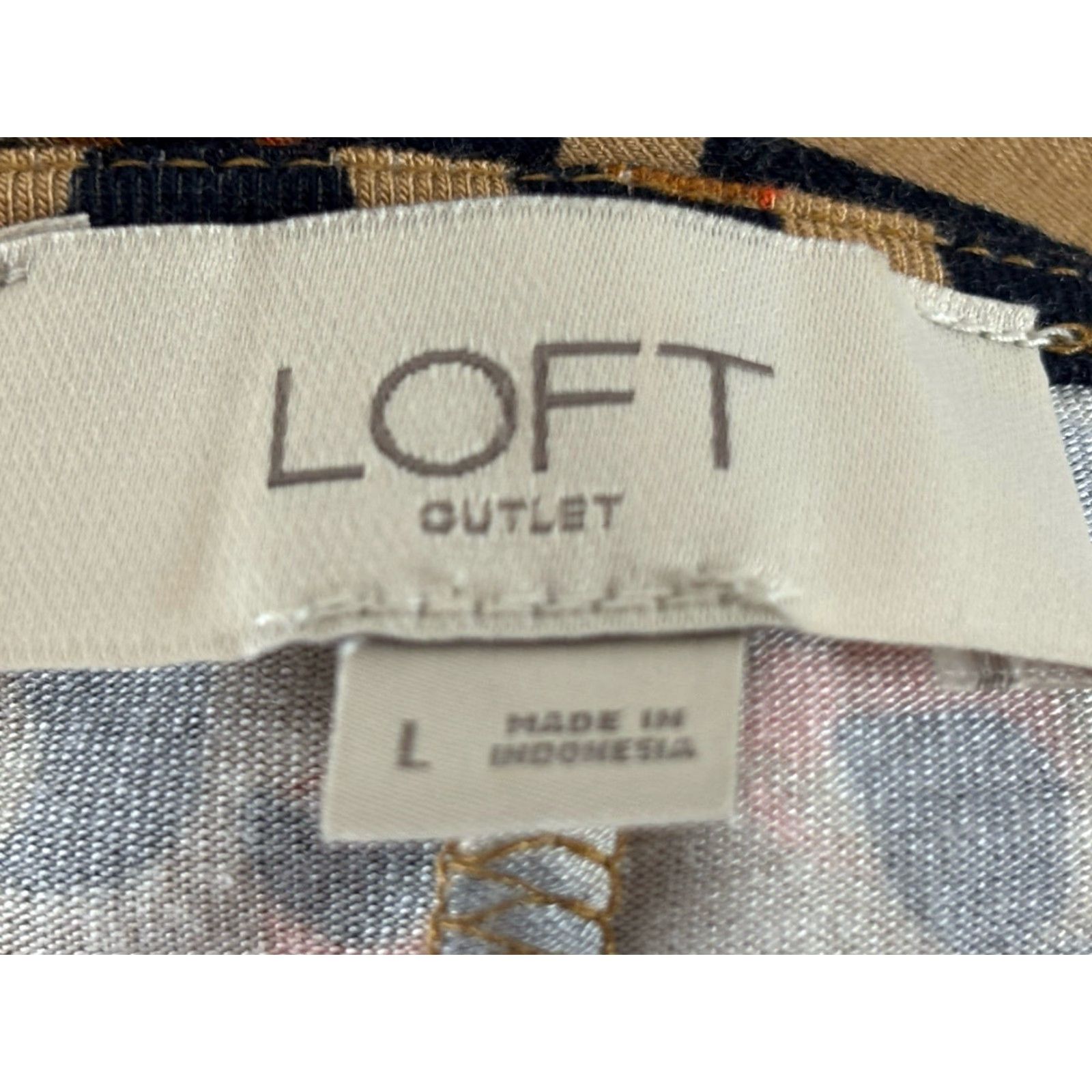Loft LOFT Outlet Women's Midi Jersey Dress Size Large Animal Print T-Shirt Dress Casual Tie Neck Stretch Size L / US 10 / IT 46 - 7 Thumbnail