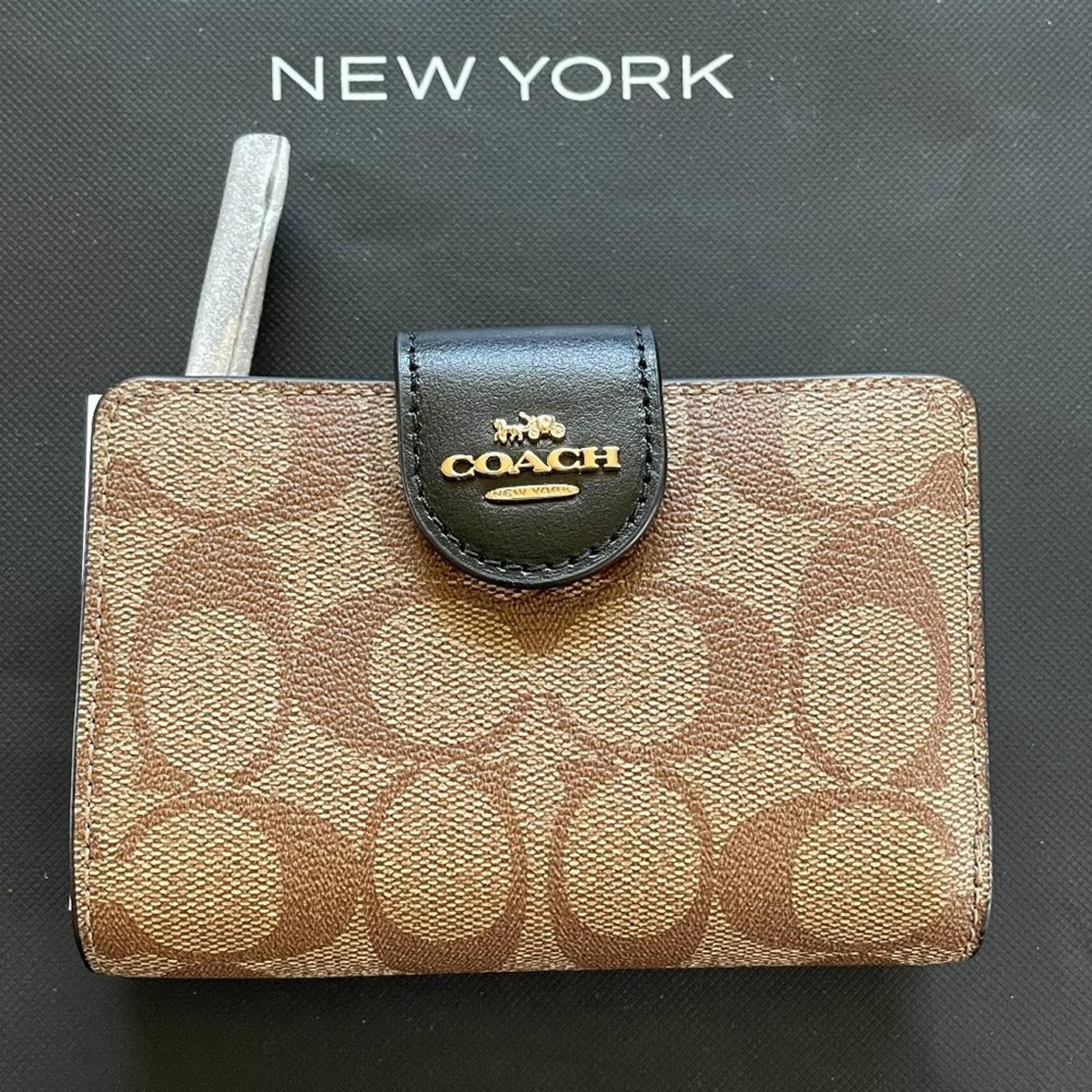 Coach coach Medium Corner Zip Wallet In Signature Canvas Size ONE SIZE - 1 Thumbnail