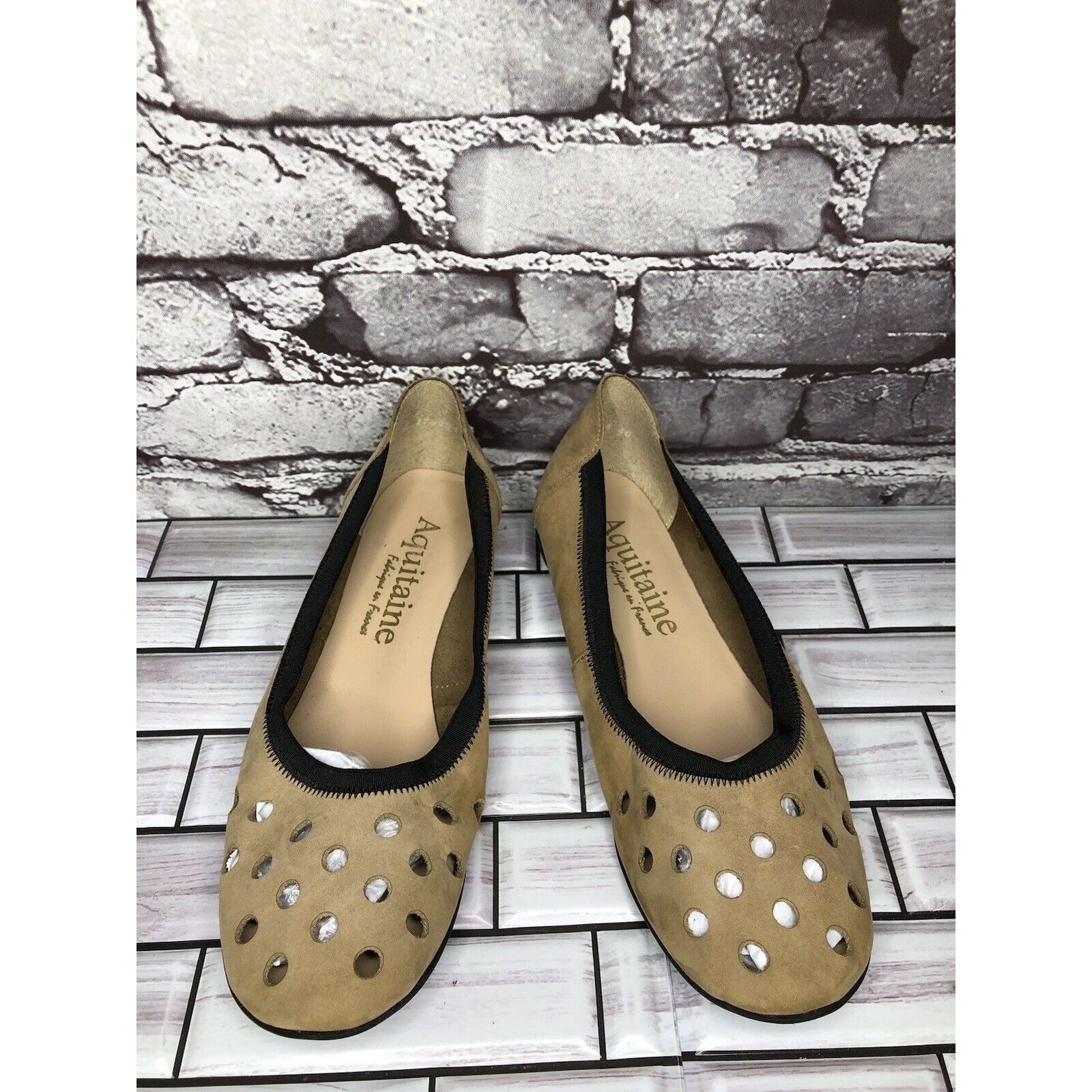 Other Aquitaine Brown Leather Perforated Ballet Flats Round Toe Sh Size US 9 / IT 39 - 2 Thumbnail