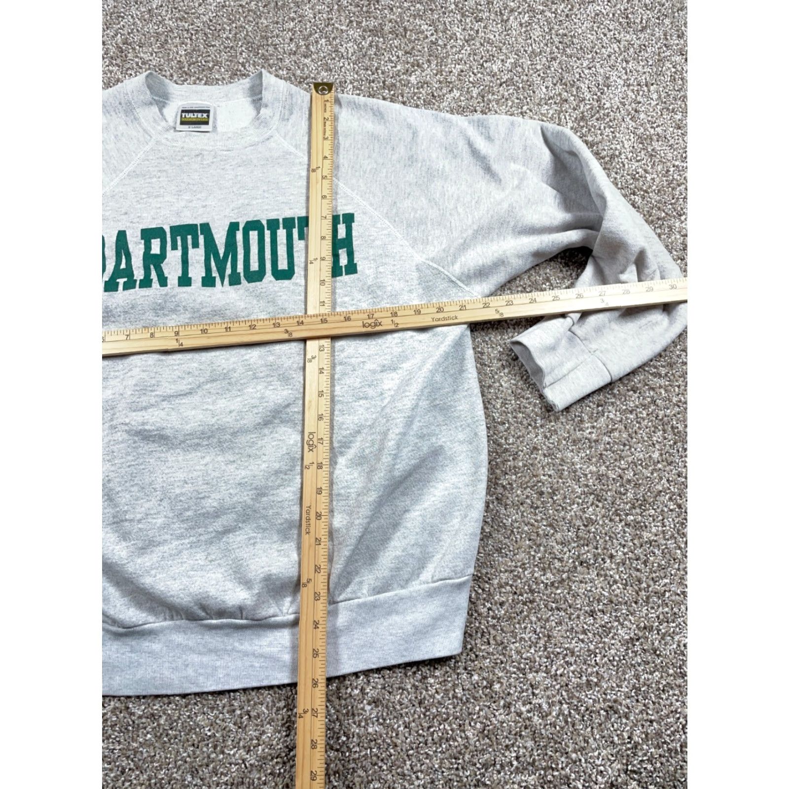 Tultex VTG Yes Dartmouth College Sweatshirt Tultex Tag Night? Actually no. Size US L / EU 52-54 / 3 - 6 Thumbnail