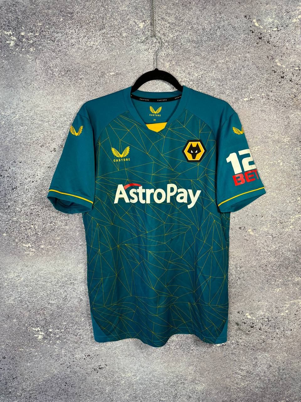 Castore × Vintage Vintage Wolverhampton 2022/23 Castore Soccer Jersey Size US M / EU 48-50 / 2 - 1 Thumbnail