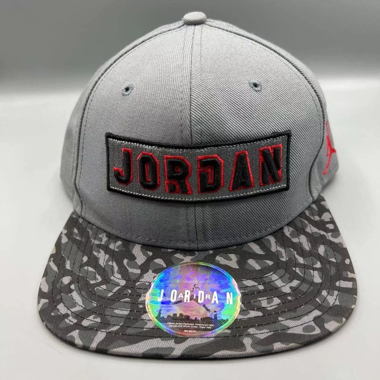 Jordan Brand Air Jordan Hat Men Gray Camouflage Embroidered Snap Back Cap Size ONE SIZE - 1 Thumbnail
