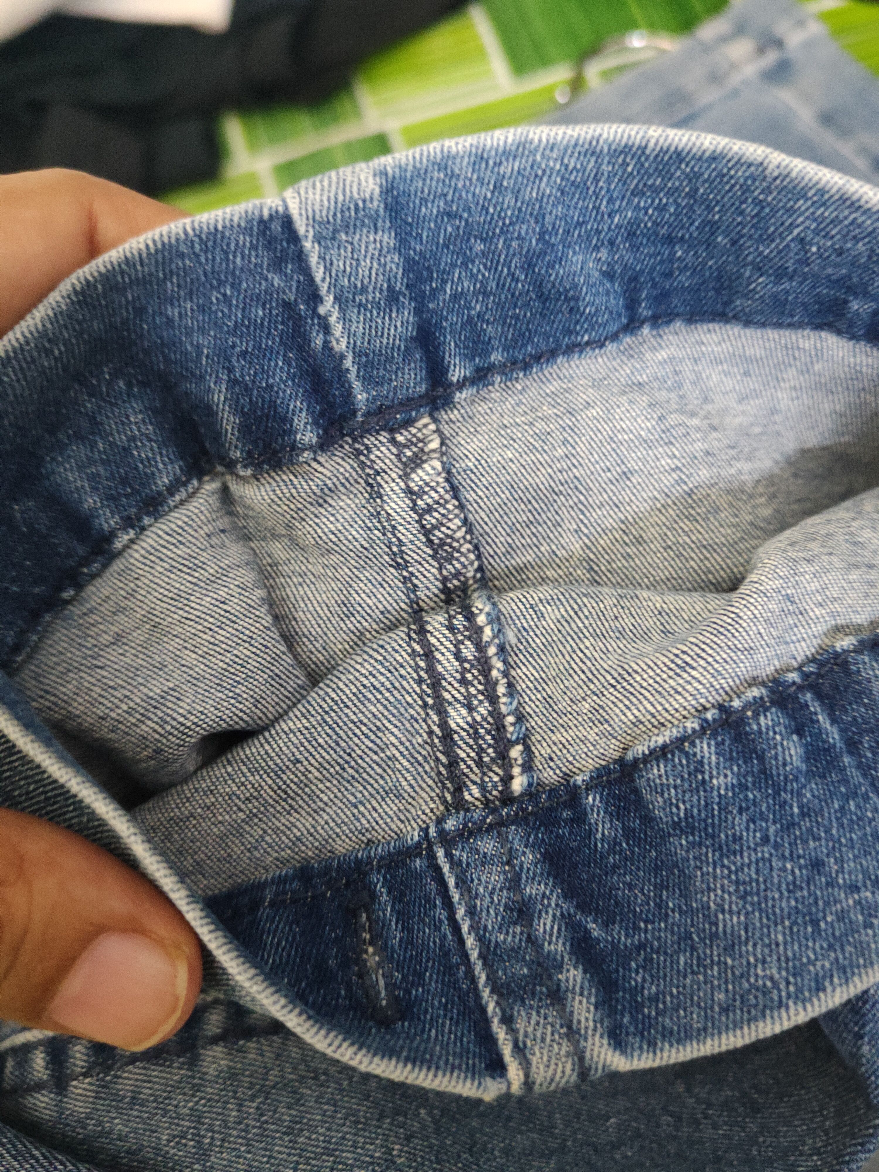 Vintage DL Tora Blue Distressed Ripped Jeans #2121 Size US 35 - 15 Thumbnail